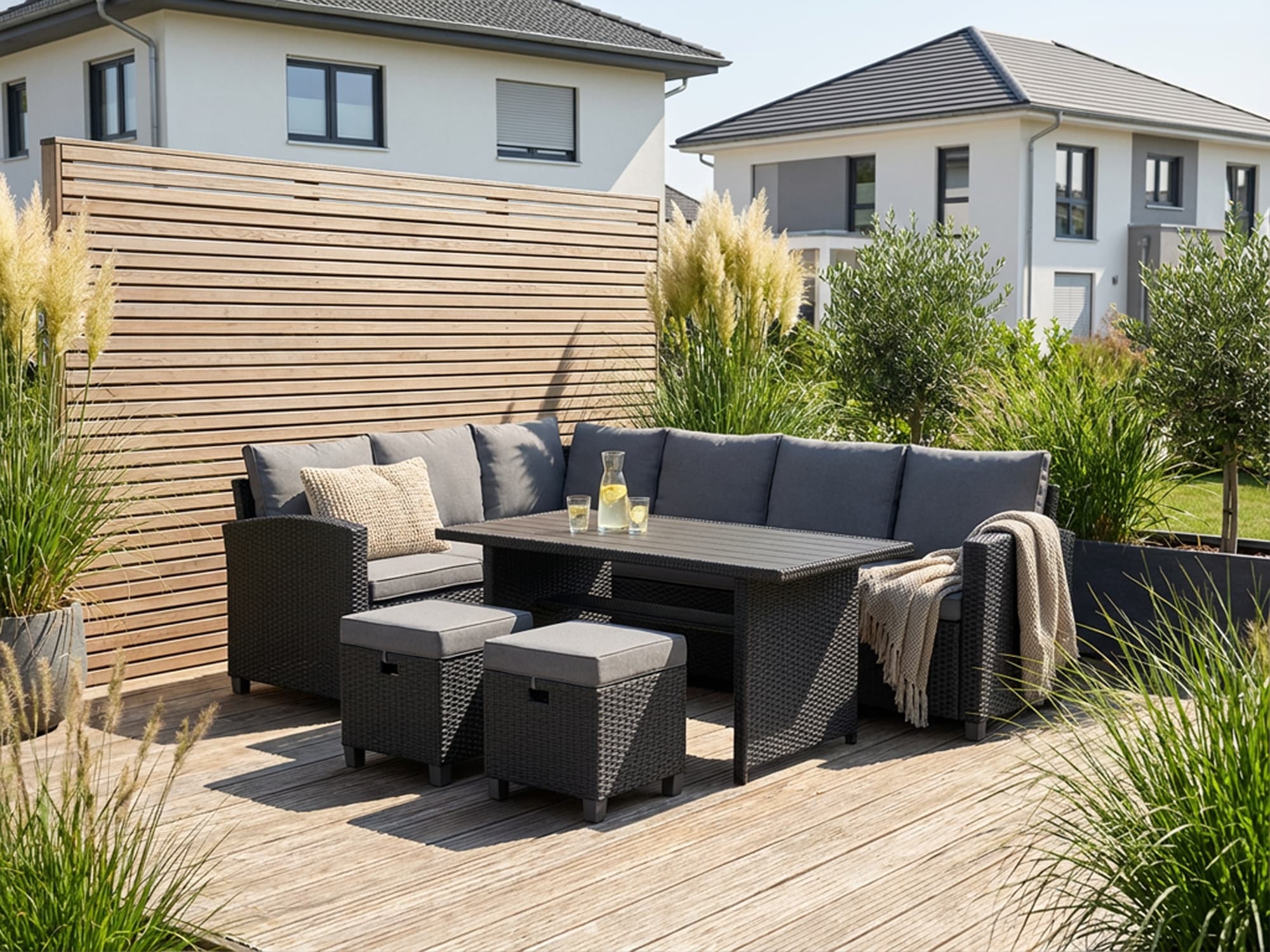 KONIFERA Gartenlounge-Set »Georgia« 2x 3er Bank, , 2x Hocker, 1x Tisch 145x74x67cm, Stahl, Polyrattan,  inkl. Auflagen, Schwarz, Tischplatte aus Nonwood