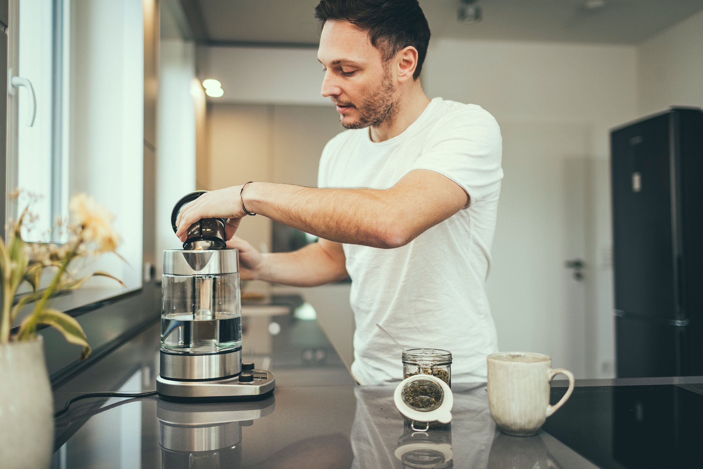 Severin Wasser-/Teekocher »WK 3422« 3000 W Temperaturstufen von 40°C – 100°C in 5°C-Schritten wählbar