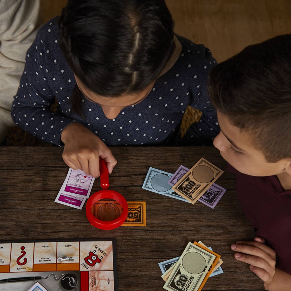 Hasbro Spiel »Monopoly Falsches Spiel«, Made in Europe