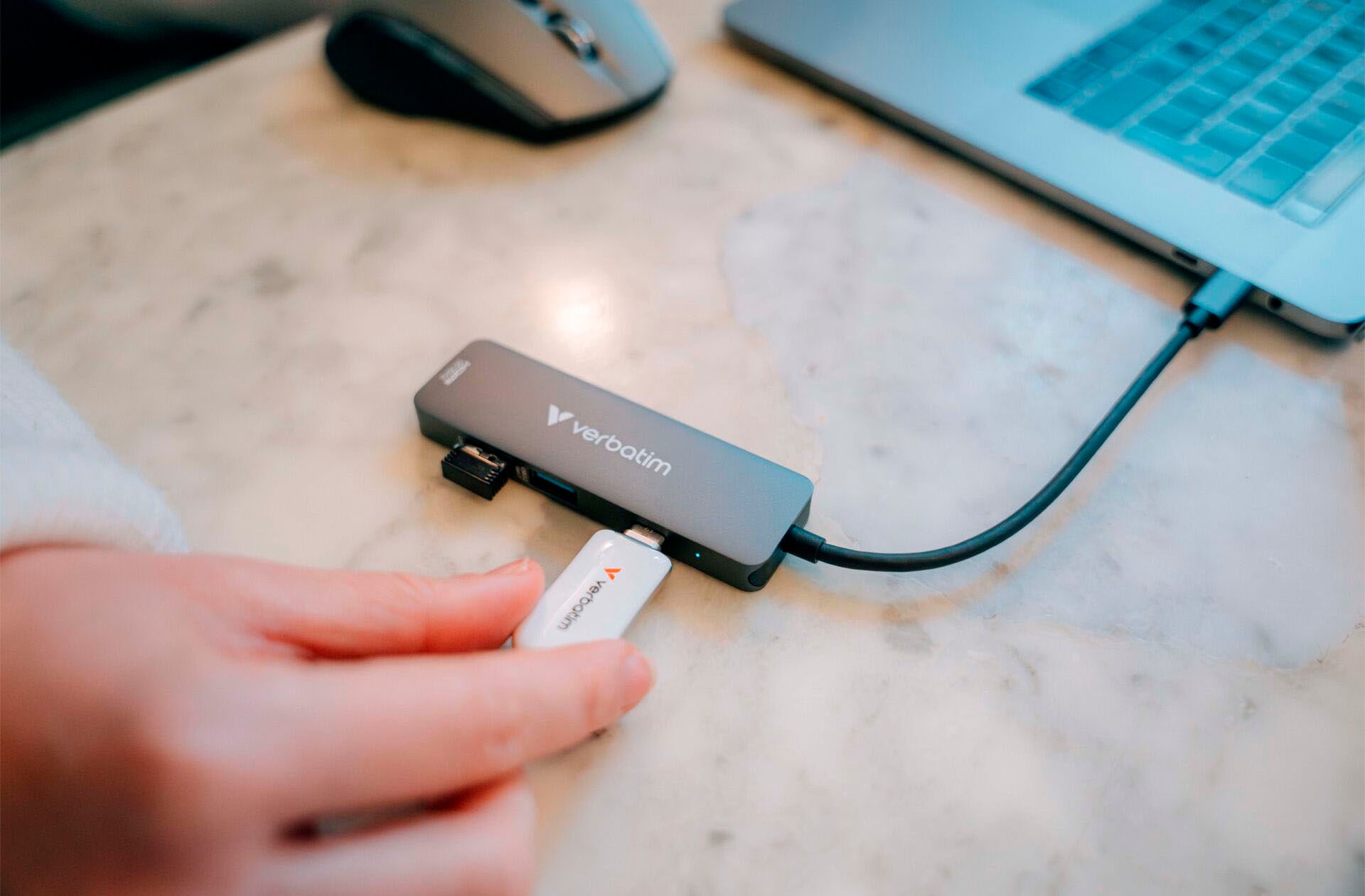 Verbatim USB-Stick »Plectra 256GB USB-C Flash Drive«, (USB 2.0 Lesegeschwindigkeit 100 MB/s)