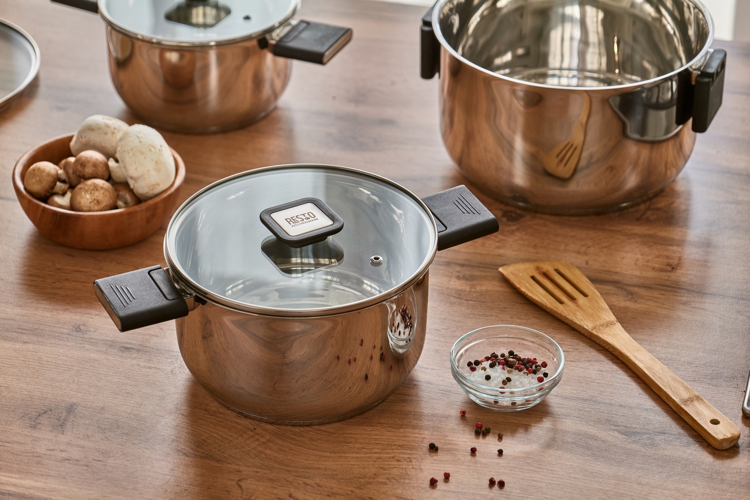 RESTO Kitchenware Kochtopf »Anser, energiesparend und spülmaschinenfest, im Geschenkkarton«, Edelstahl 18/10, (2 tlg.), Geeignet für alle Herdarten, auch Induktion, mit klappbaren Griffen