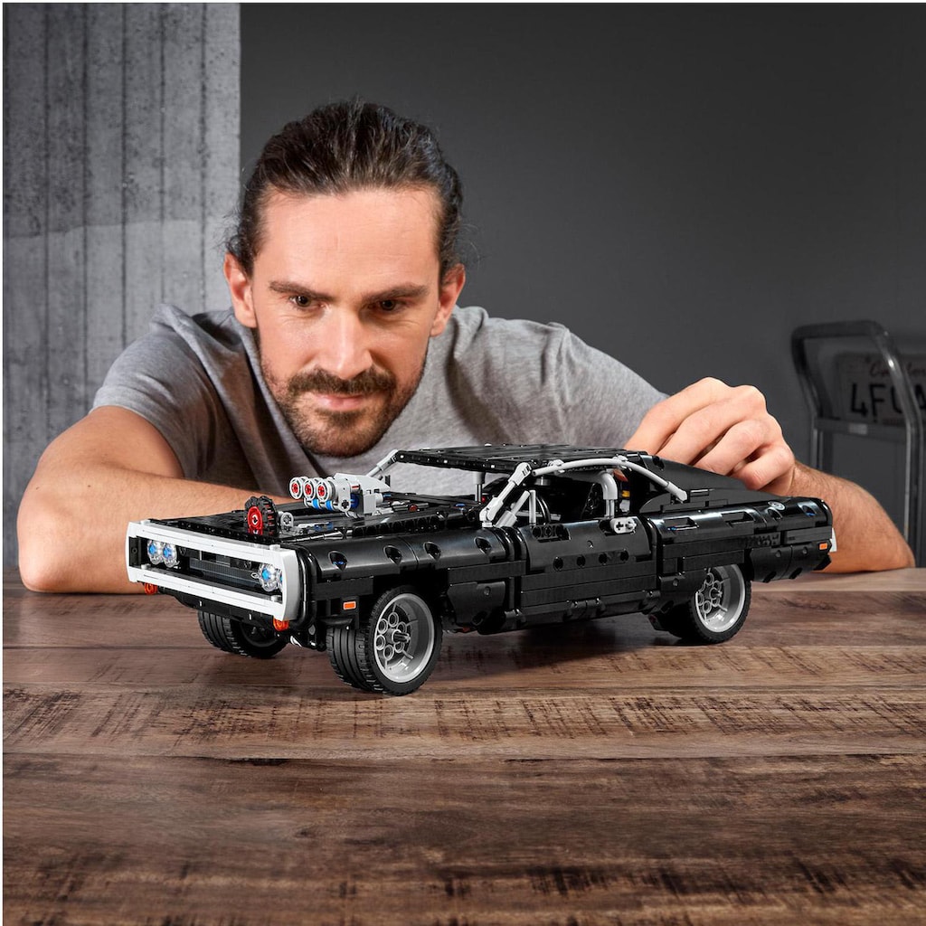 LEGO® Konstruktionsspielsteine »Dom's Dodge Charger (42111), LEGO® Technic«, (1077 St.)