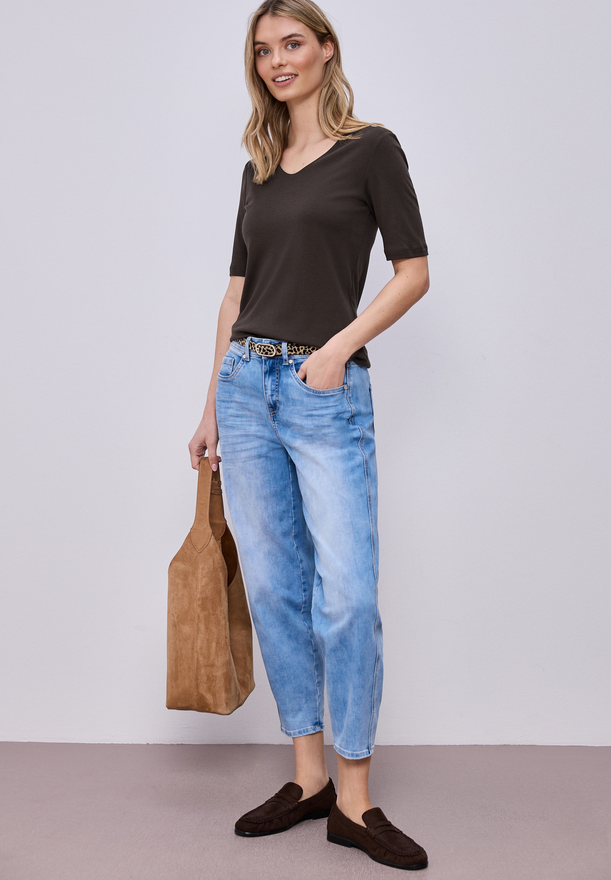 STREET ONE Kurzarmshirt »Style Palmira« mit tiefem Rundhalsausschnitt