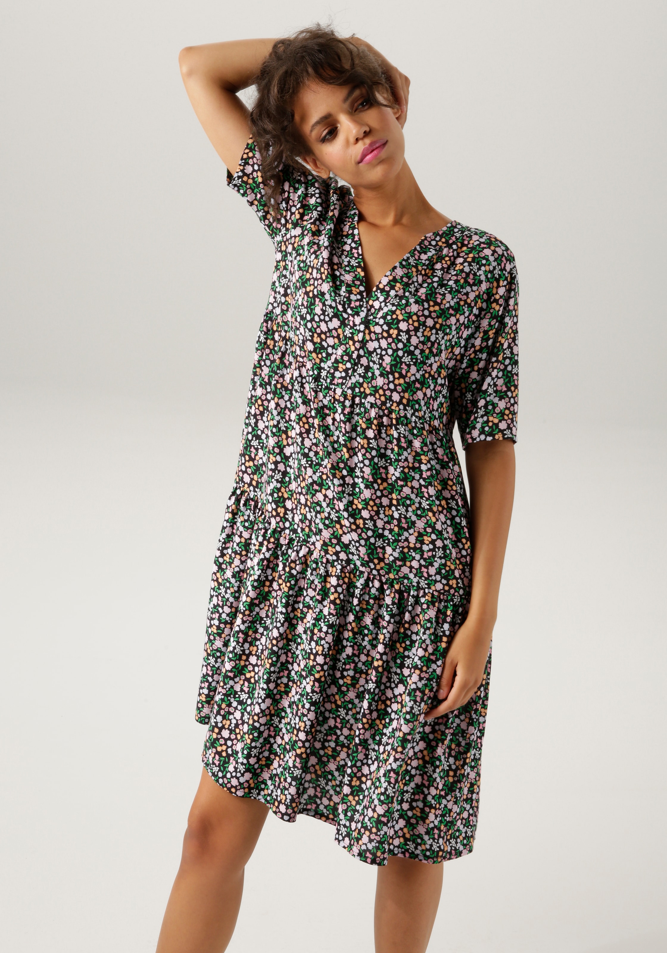 Sommerkleid, online Aniston Minimal-Blumendruck CASUAL buntem kaufen mit