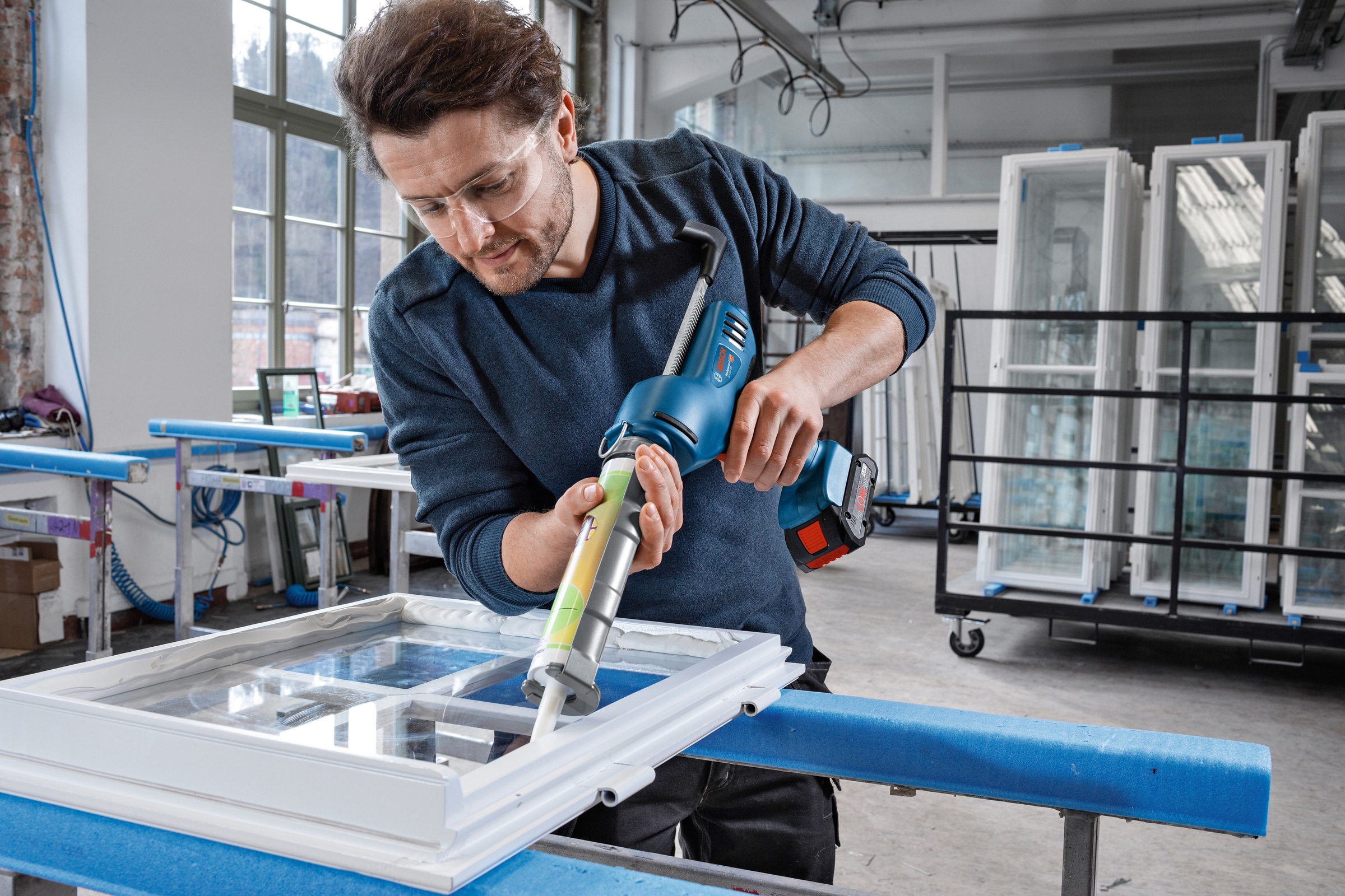 Bosch Professional Akku-Kartuschenpistole ohne Akku und Ladegerät