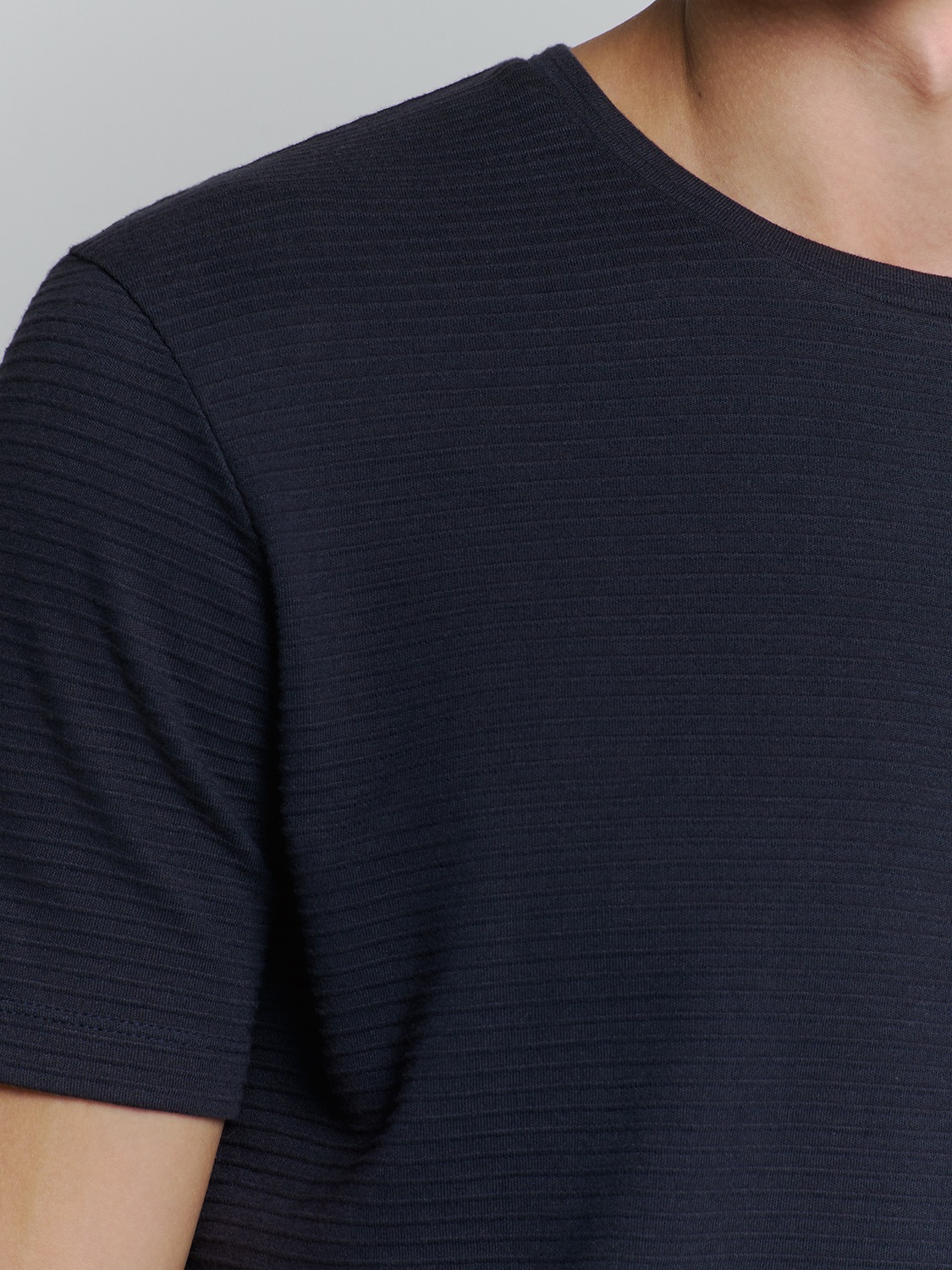 NO EXCESS T-Shirt »No Excess Crewneck T-Shirt«