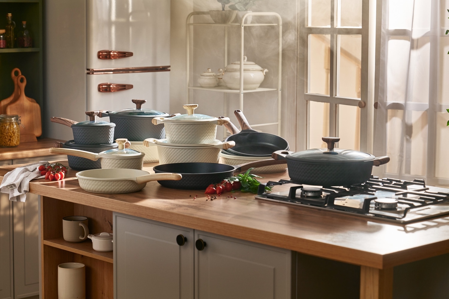 RESTO Kitchenware Bratentopf »Ran, Kochtopf antihaftbeschichtet und spülmaschinenfest«, Aluminiumguss, (2 tlg.), Geeignet für alle Herdarten, auch Induktion, im Geschenkkarton