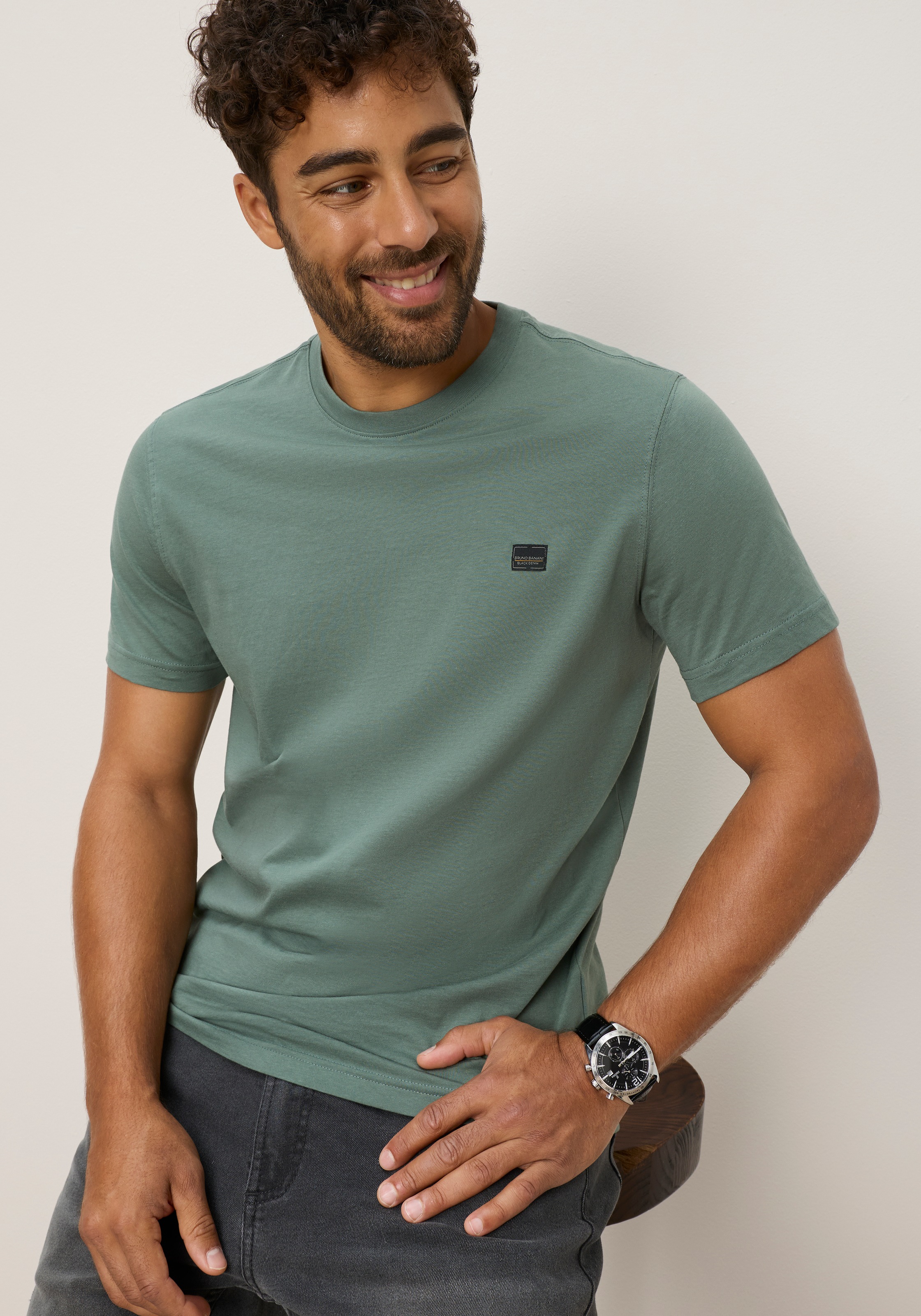 Bruno Banani T-Shirt »Doppelpack« Set, 2 Komfortable modern Basic-Shirts im praktischen 2er-Pack