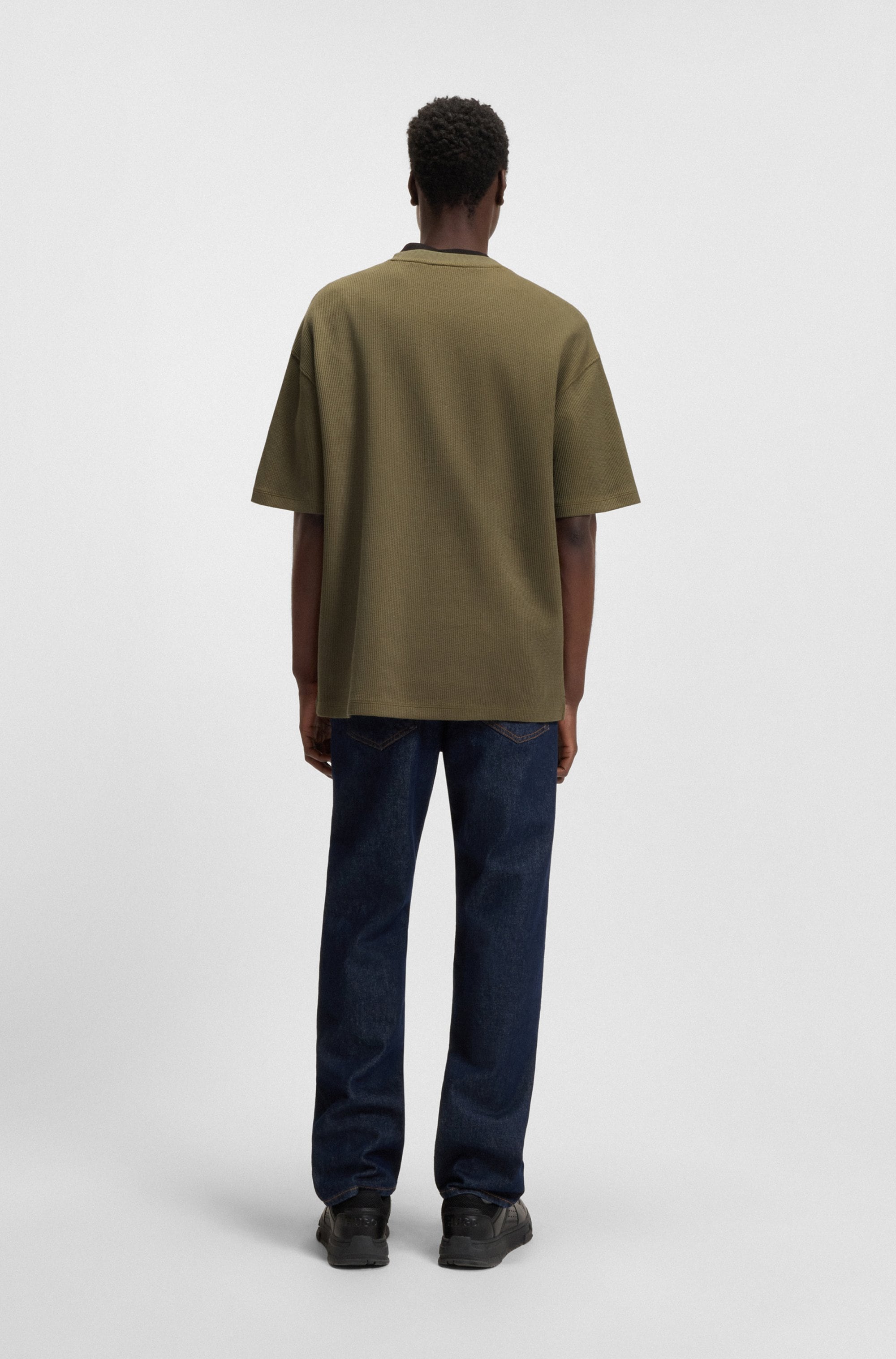 HUGO T-Shirt »Nuwaffle« Rundhalsausschnitt, Regular Fit, dezentes Waffelmuster