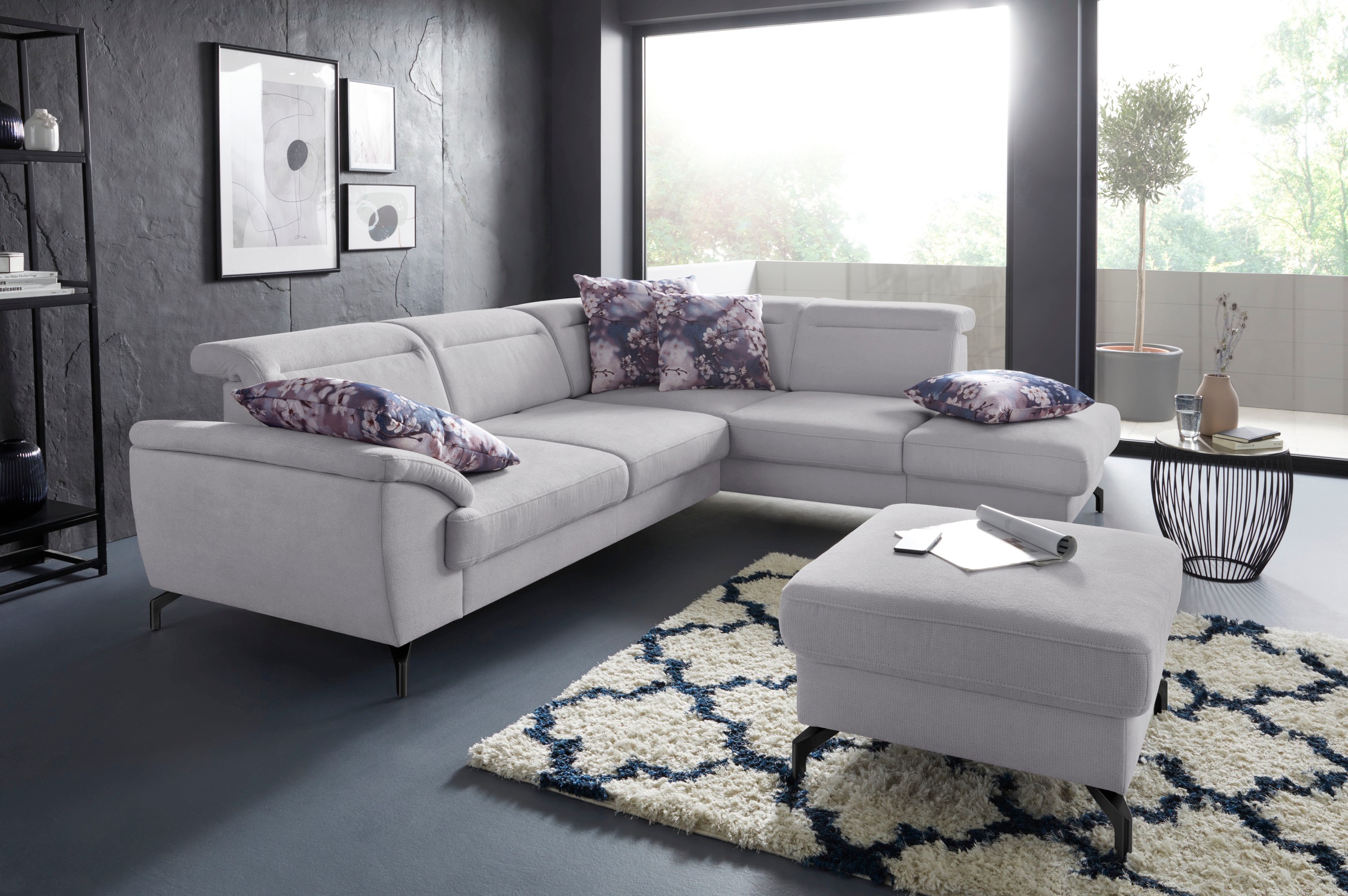 sit&more Ecksofa »Percy L-Form«, 12 cm Fußhöhe, Sitztiefenverstellung, wahlweise in 2 Fußfarben