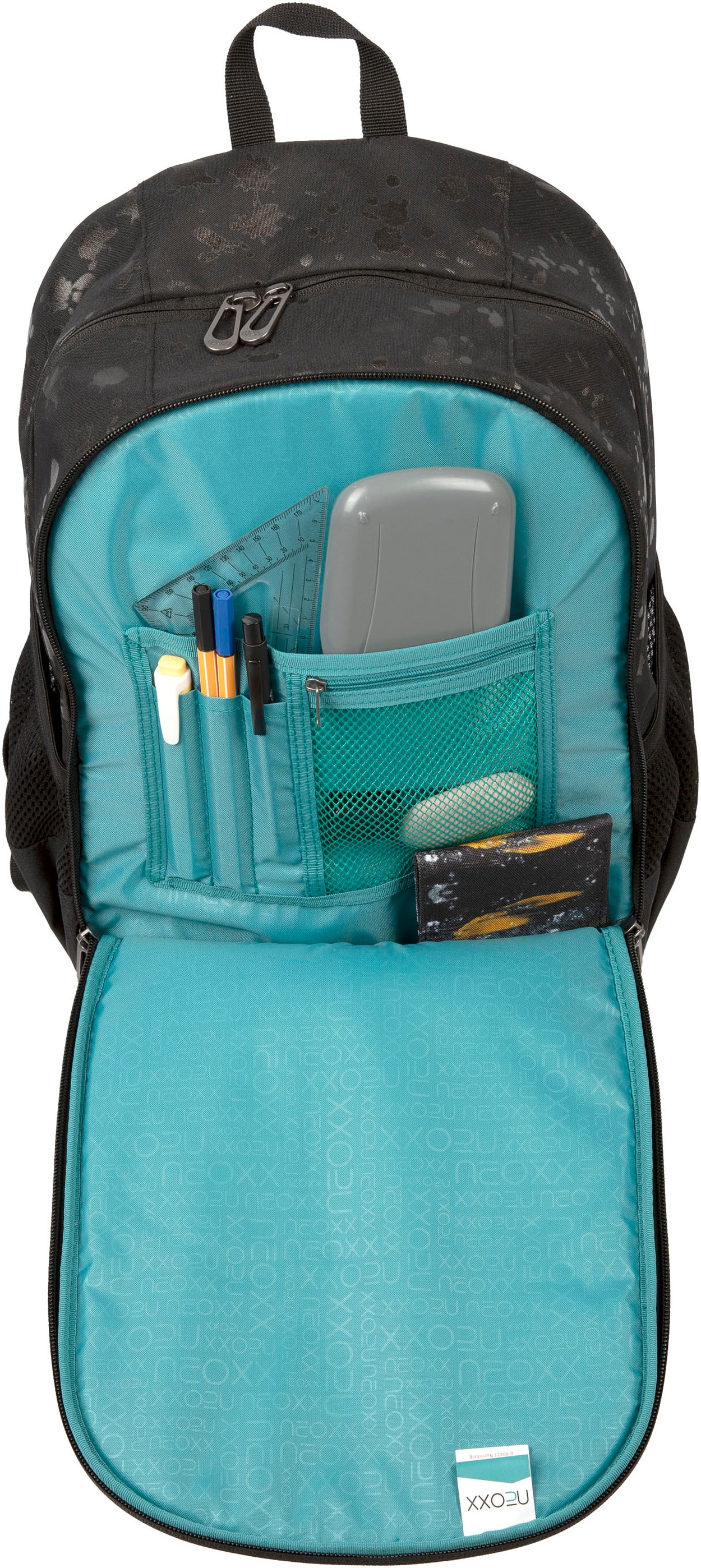 neoxx Schulrucksack »Flow, Splash Black«, teilweise aus recyceltem Material