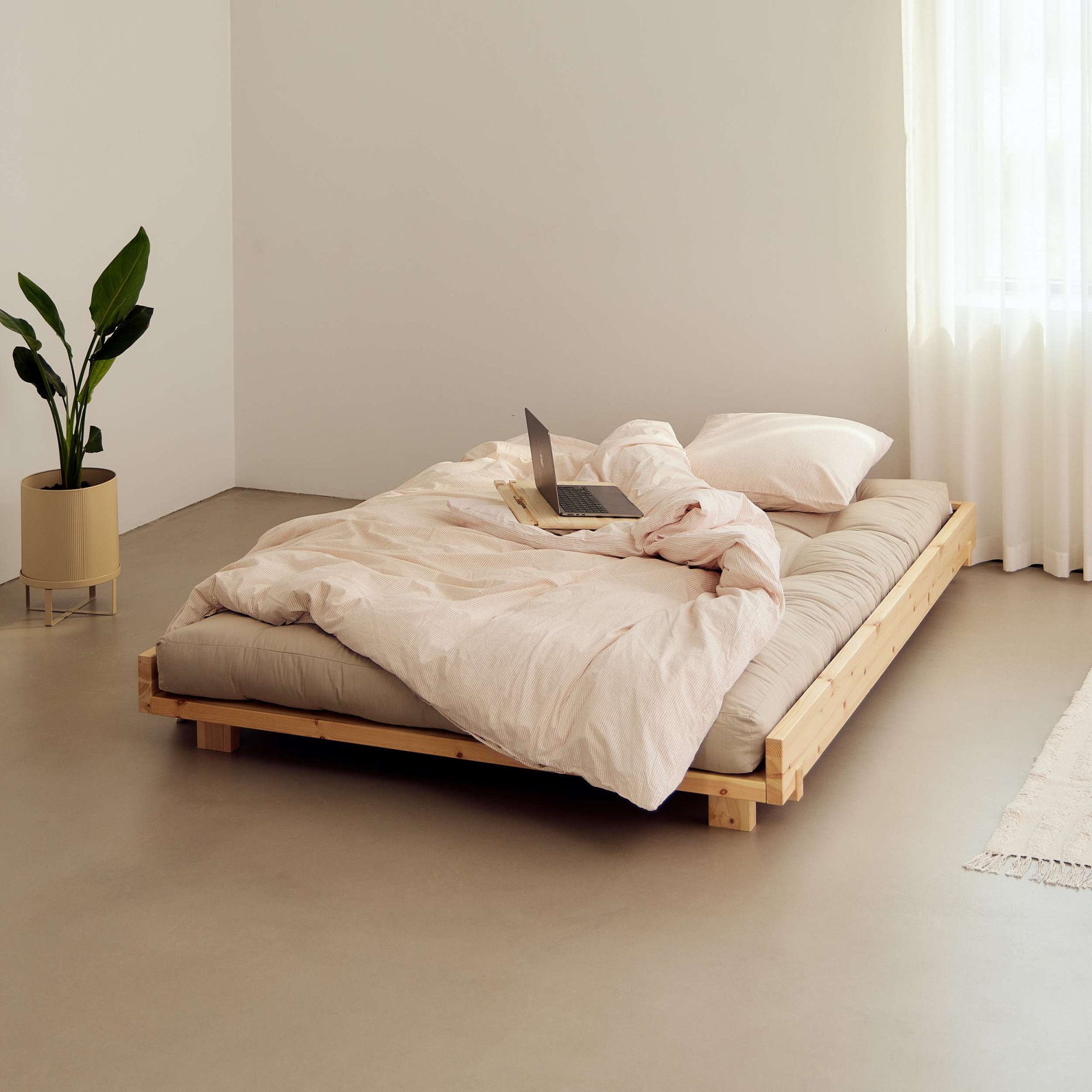Karup Design Bettgestell »Social Bed, Bett mit oder ohne verstellbares Zubehör, ohne Matratze«, Bett wahlweise mit oder ohne Rückenlehnen und Ablagen. Ohne Matratze