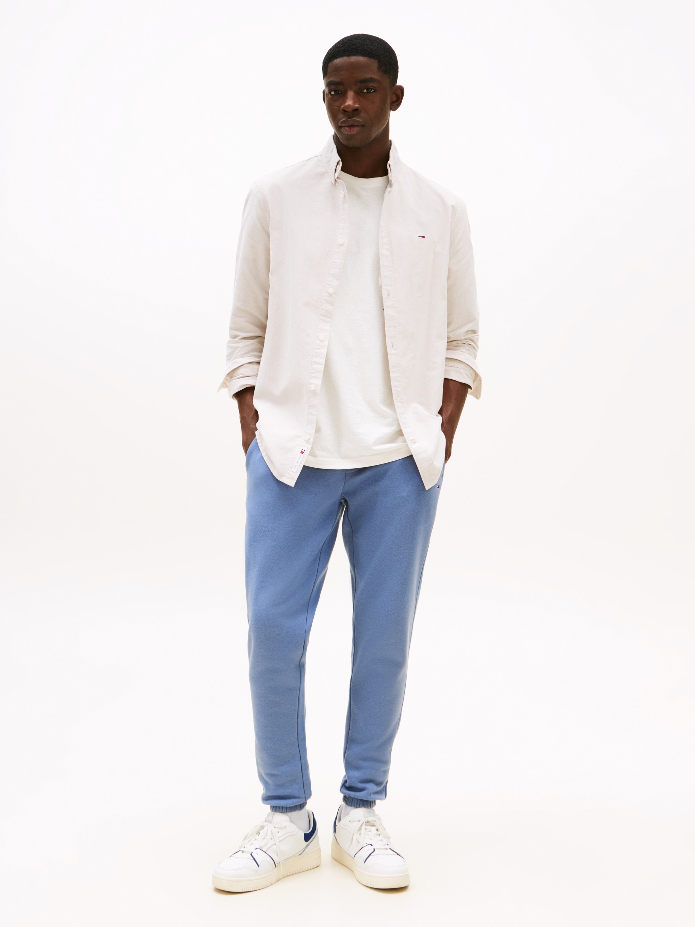 Tommy Jeans Sweathose »TJM SLIM S FLAG SWEATPANT«, Mit Kordelzug