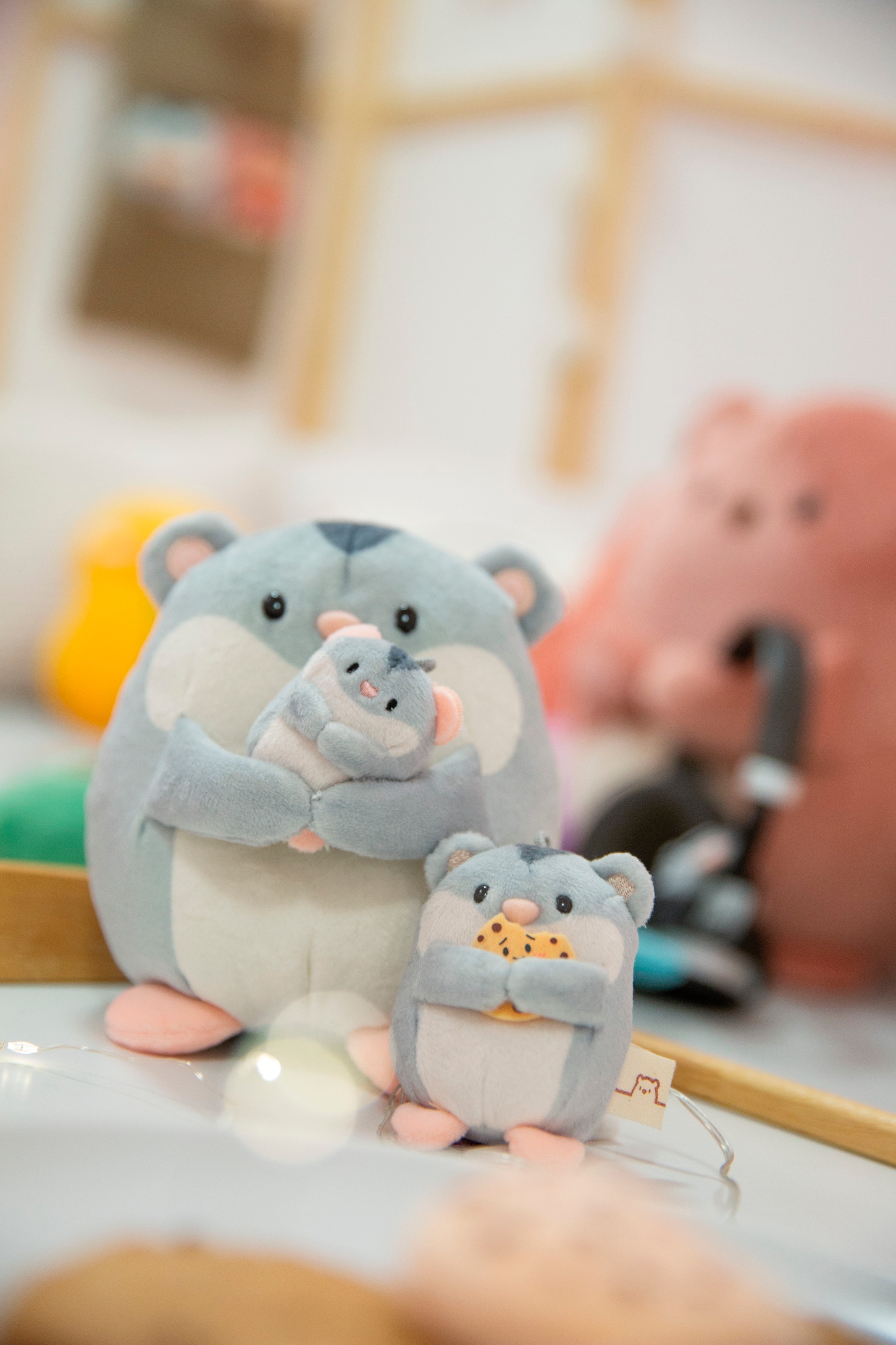 Nici Kuscheltier »mymochi, Hamster Shai, 16 cm«, mit Keks, in Geschenkbox