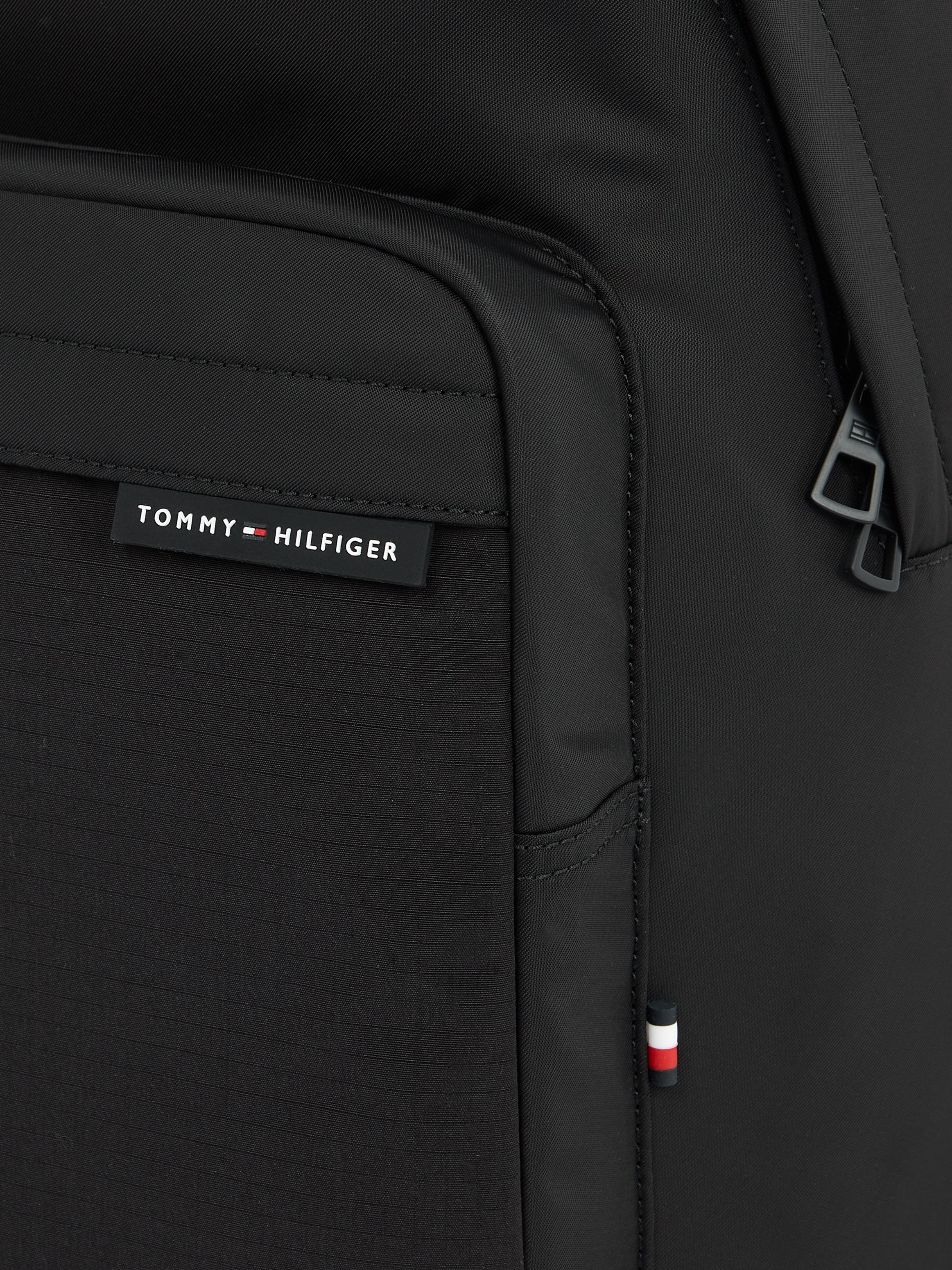 Tommy Hilfiger Rucksack »TH ELEMENT REPREVE BACKPACK«, Men Freizeitrucksack, Freizeit-Bag mit zwei Innenfächern