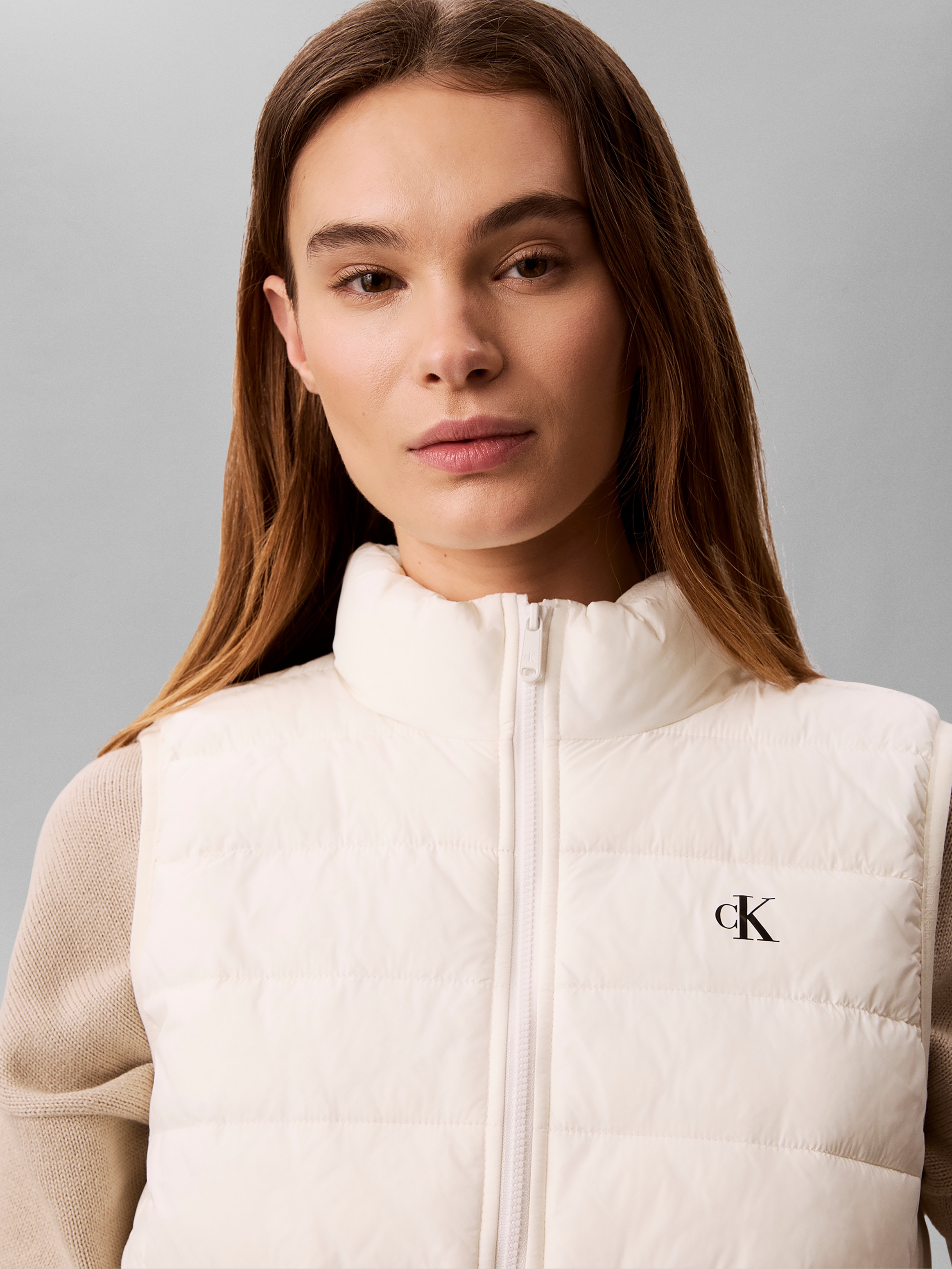 Calvin Klein Jeans Steppweste Stehkragen, kurze Form, wattiert