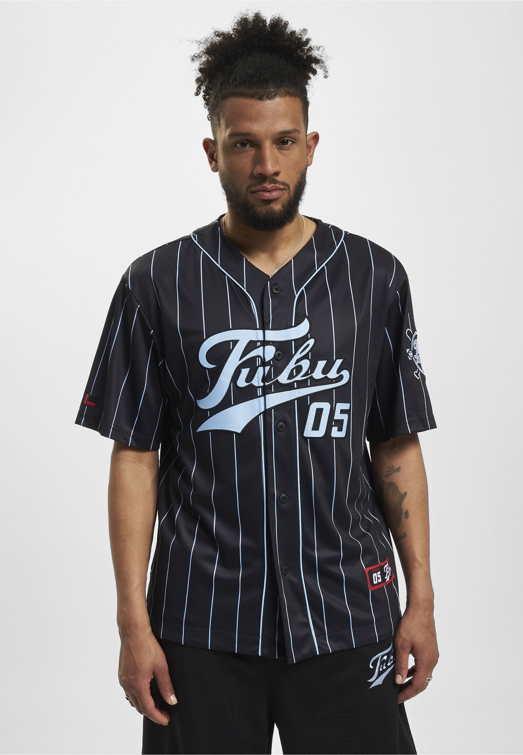 Fubu Kurzarmshirt »Fubu Herren FM232-003-1 FUBU Varsity Pinstripe Baseball Jersey« 1 Stk.