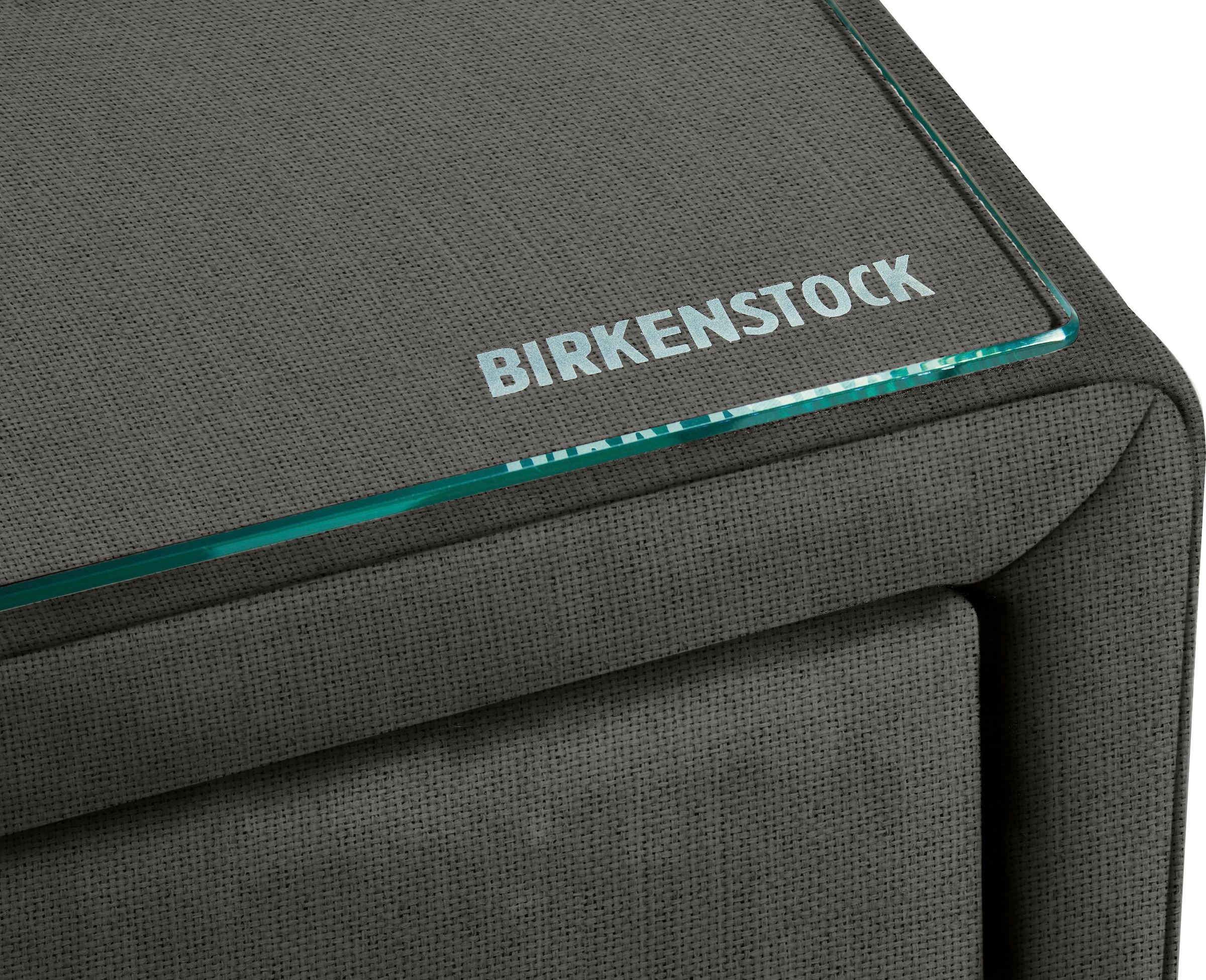 Birkenstock Nachtkommode »Montevideo«, inklusive Glasplatte, mit Lederlaschen-Griffen, mit Holzsockel