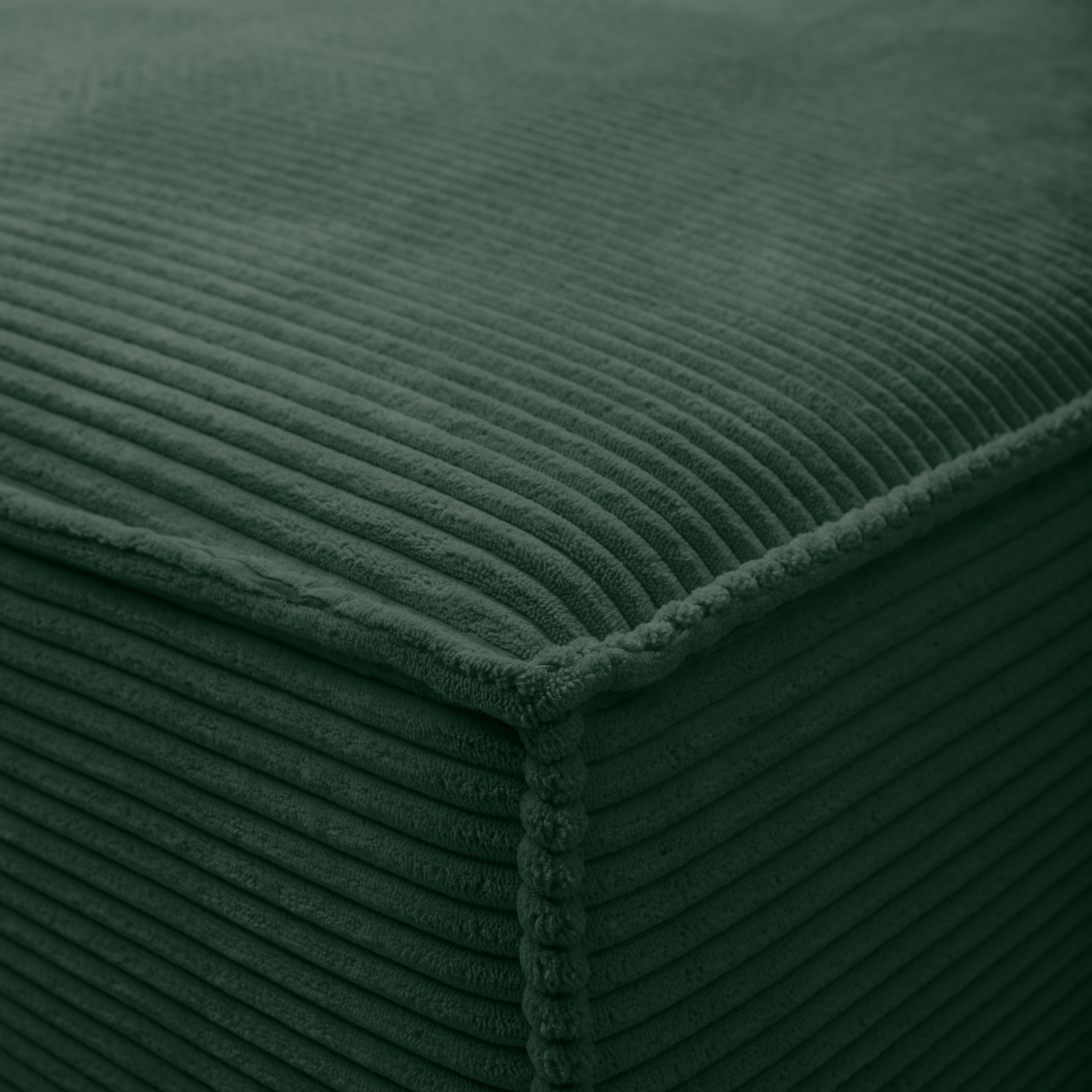 WERK2 Ecksofa »Atlanta-New, modernes Design, Stellmaße 280x147cm, L-Form, Kedernaht«, hoher Komfort, Schlaffunktion & Bettkasten, Cord, Moosgrün