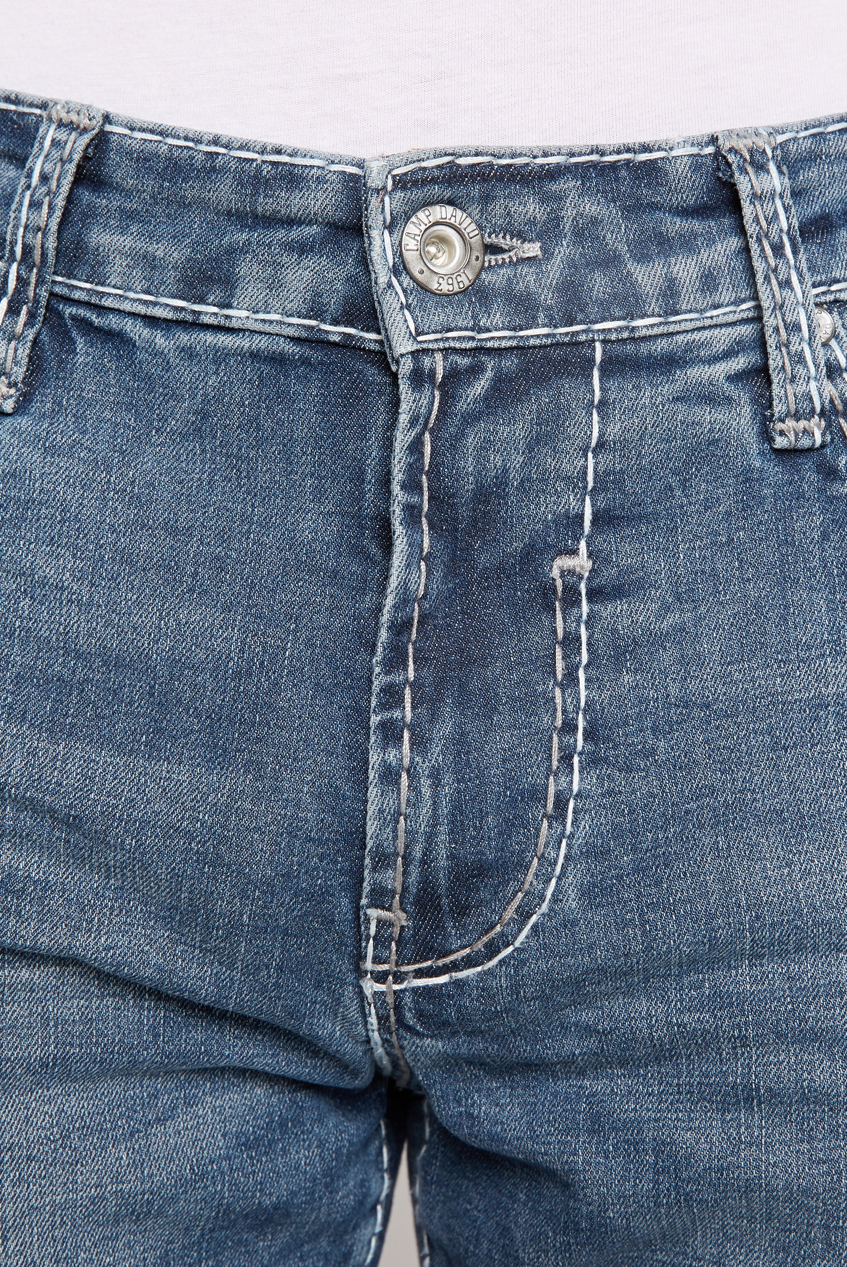 4. Bild von CAMP DAVID Jeansshorts, mit Wrinkle-Effekten