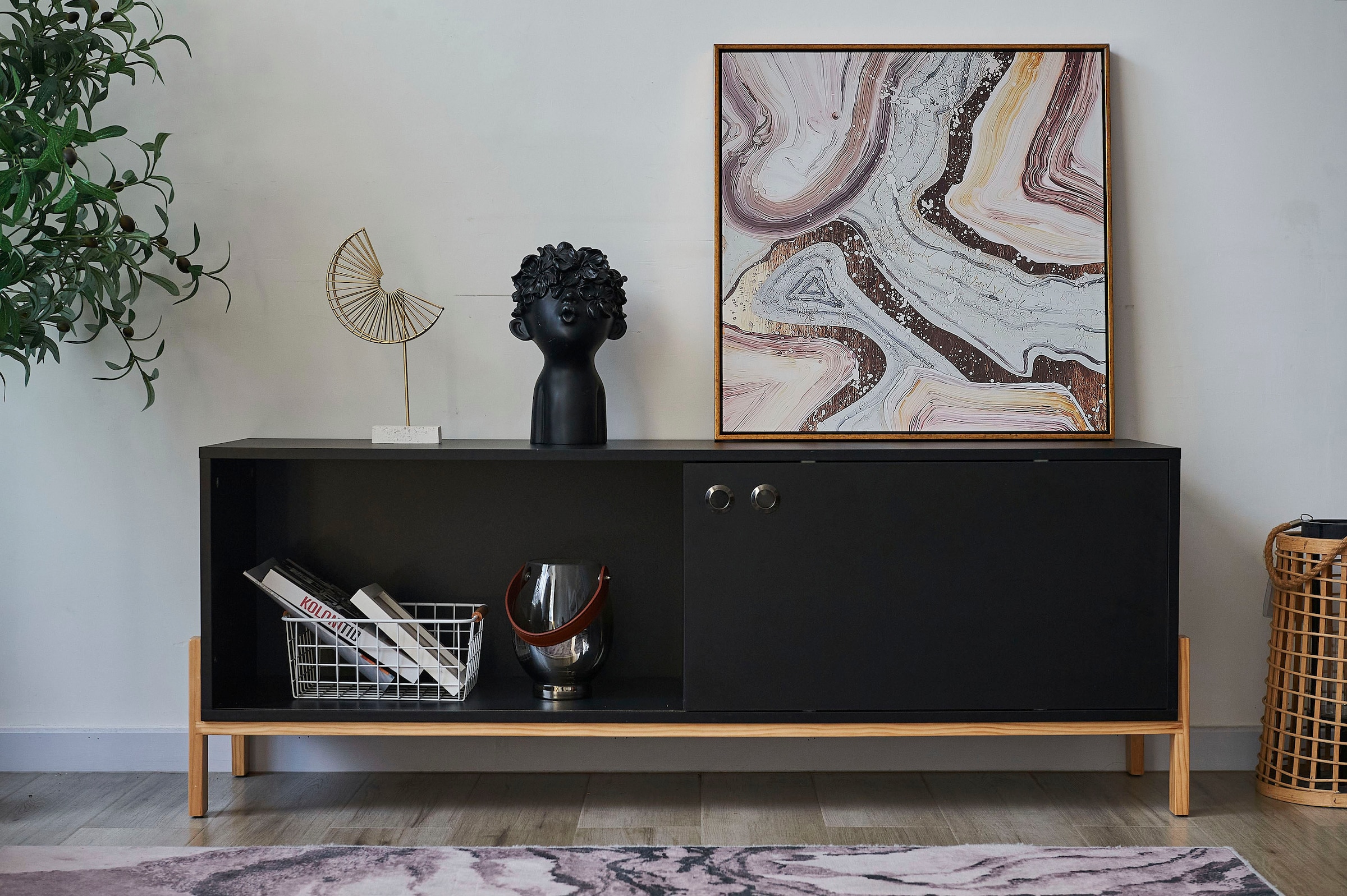 INOSIGN Lowboard »Melia«, Kommode mit Kabeldurchführungen