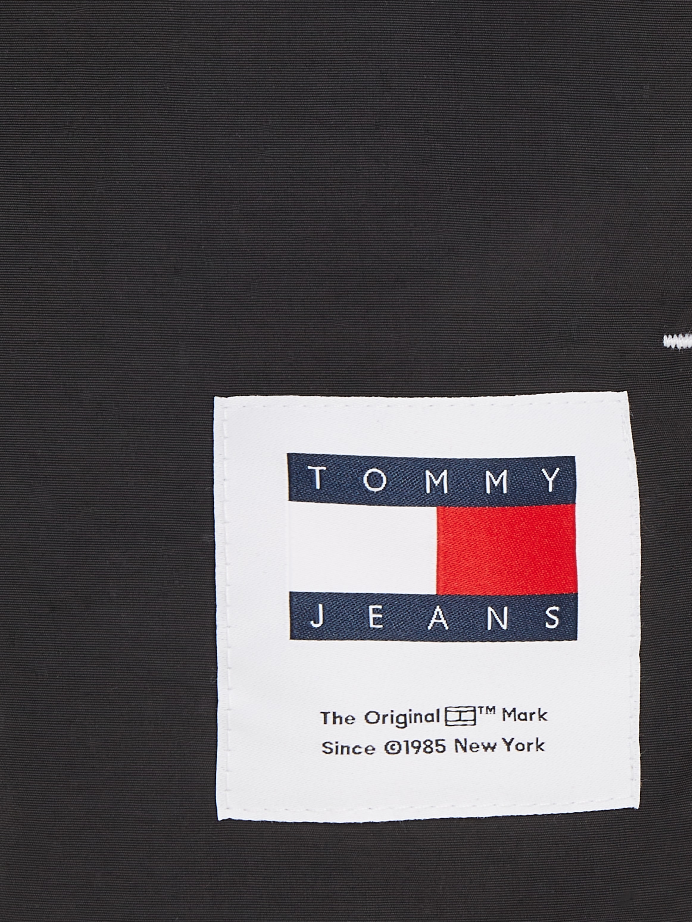 Tommy Hilfiger Swimwear Badeshorts »RUNNER«, mit kontrastfarbenen Details