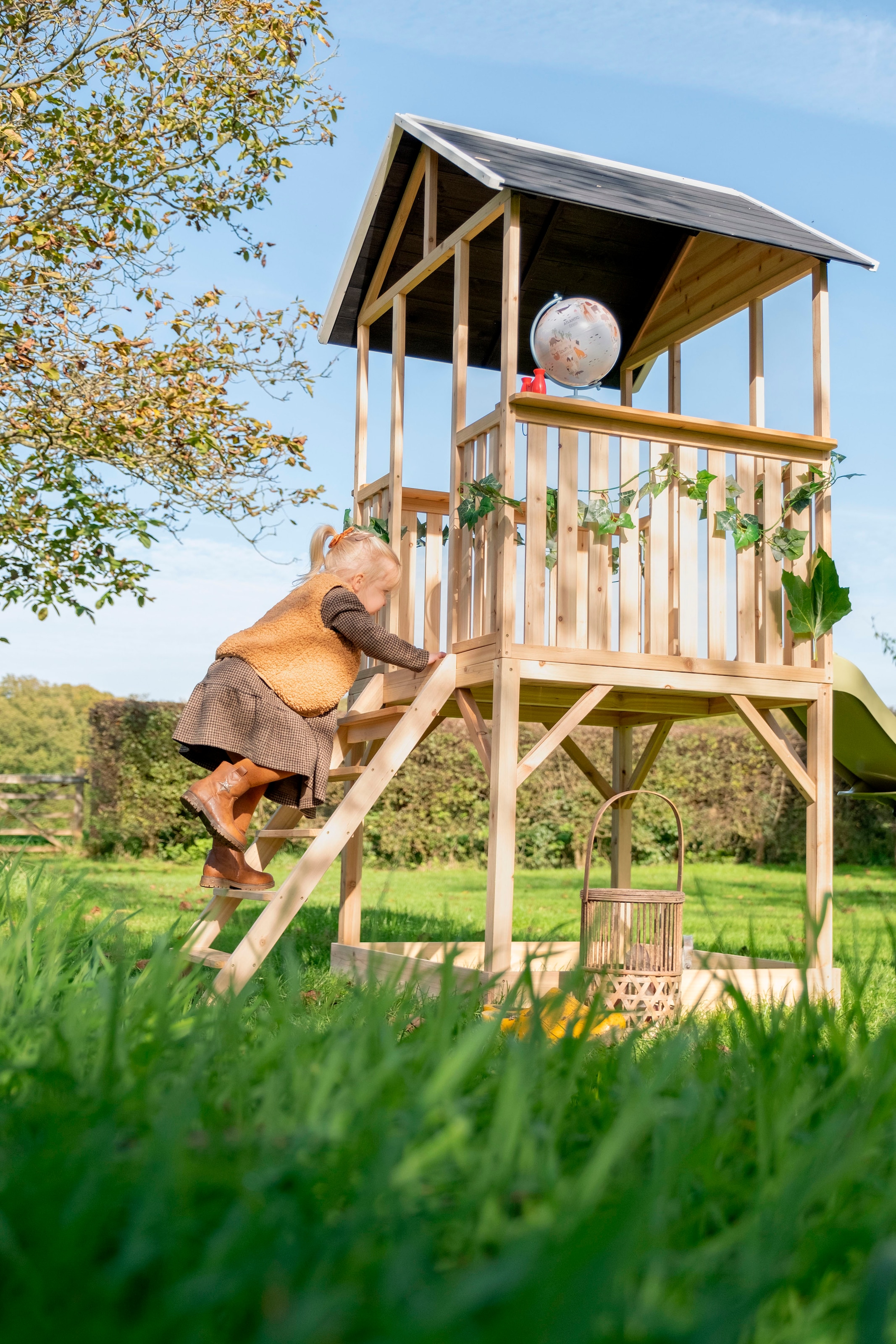 EXIT Spielhaus »Panorama 500«, FSC® - schützt Wald - weltweit; mit Rutsche und Sandkasten