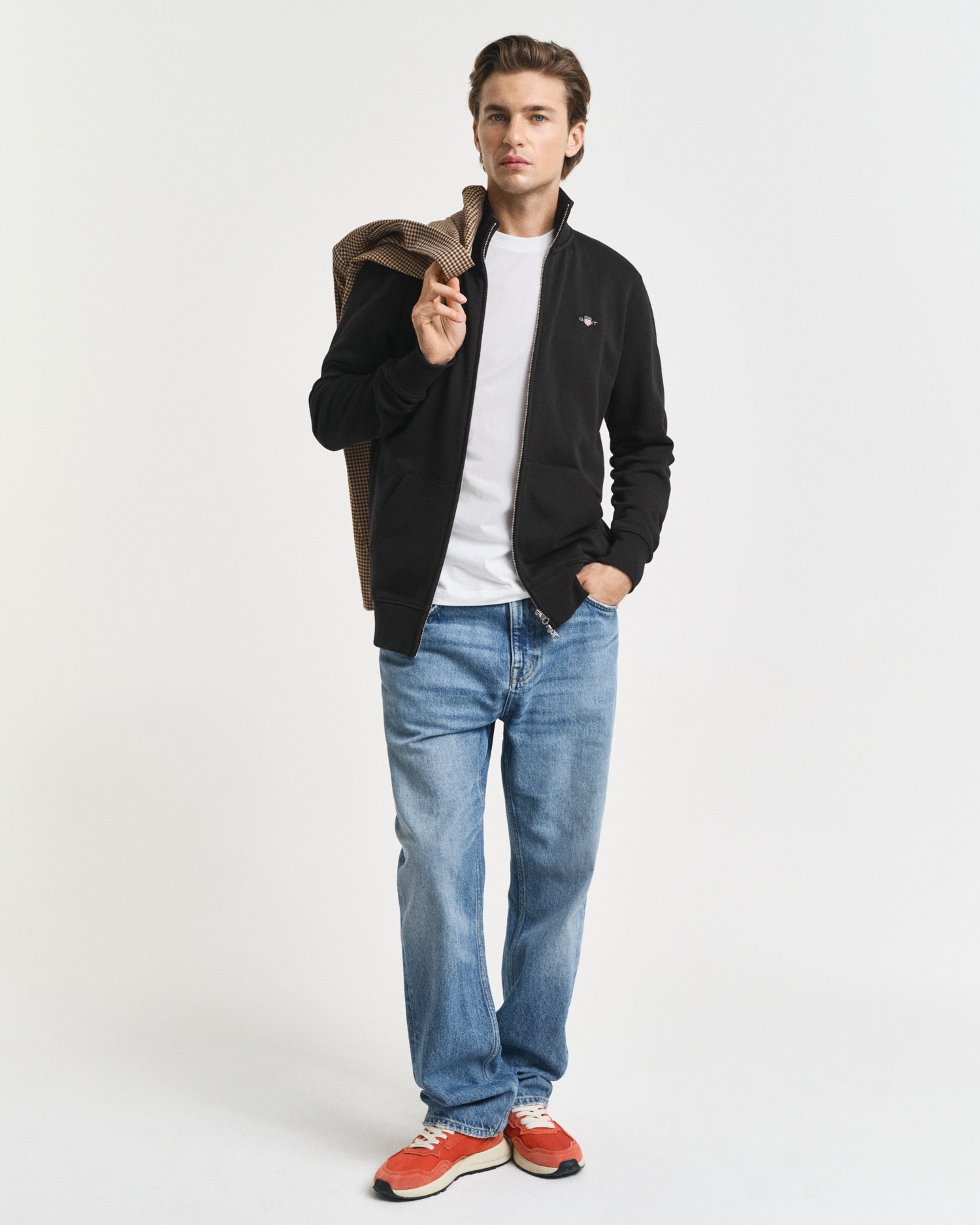 Gant Sweatjacke »REG SHIELD FULL ZIP SWEAT«, mit Logostickerei auf der Brust