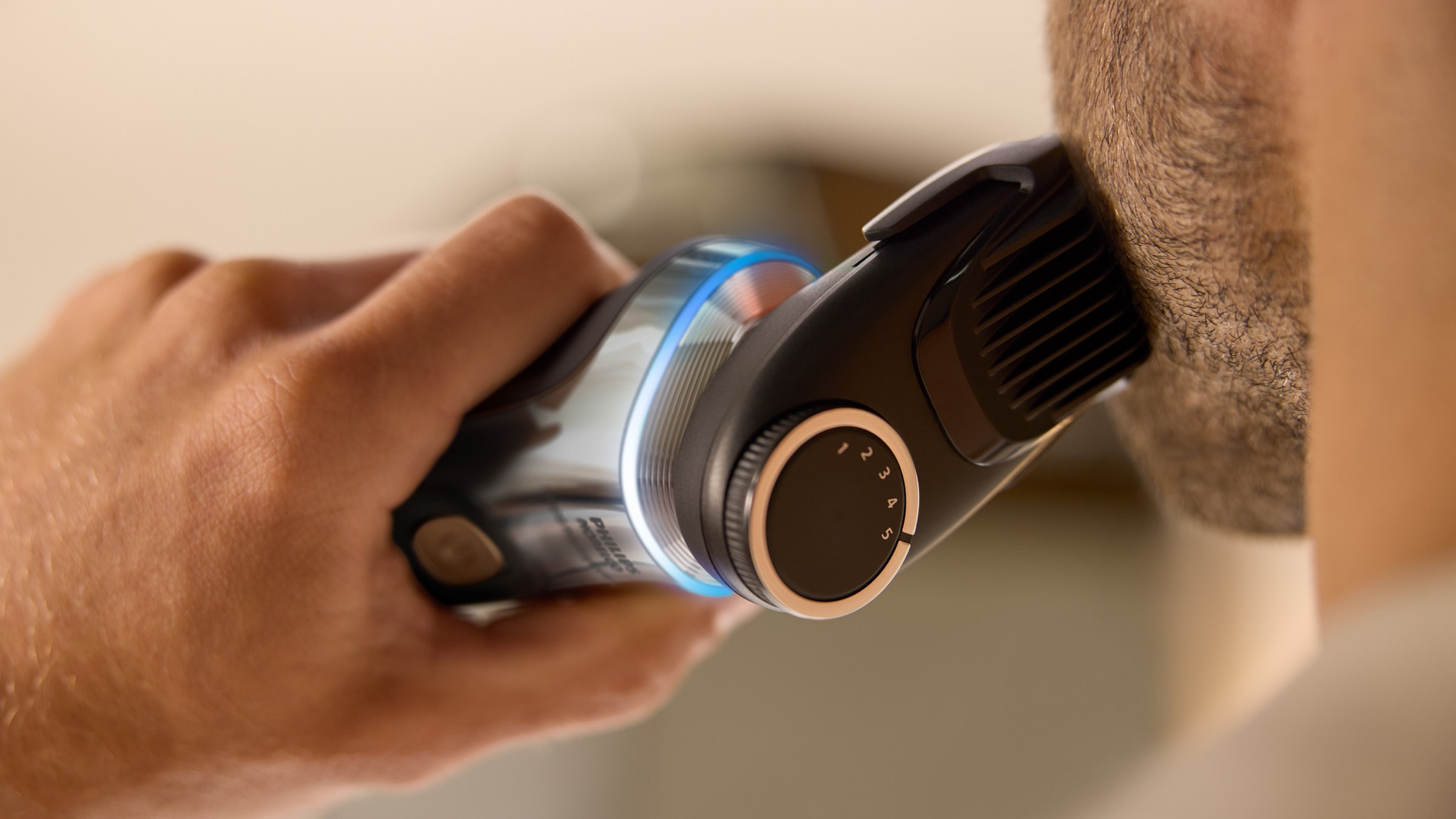 Philips Elektrorasierer »Series i9000 Prestige Ultra XP9404/46«, 1 St. Aufsätze, mit SkinIQ Technologie, inkl. UV-Ladecase, 1 Kartusche