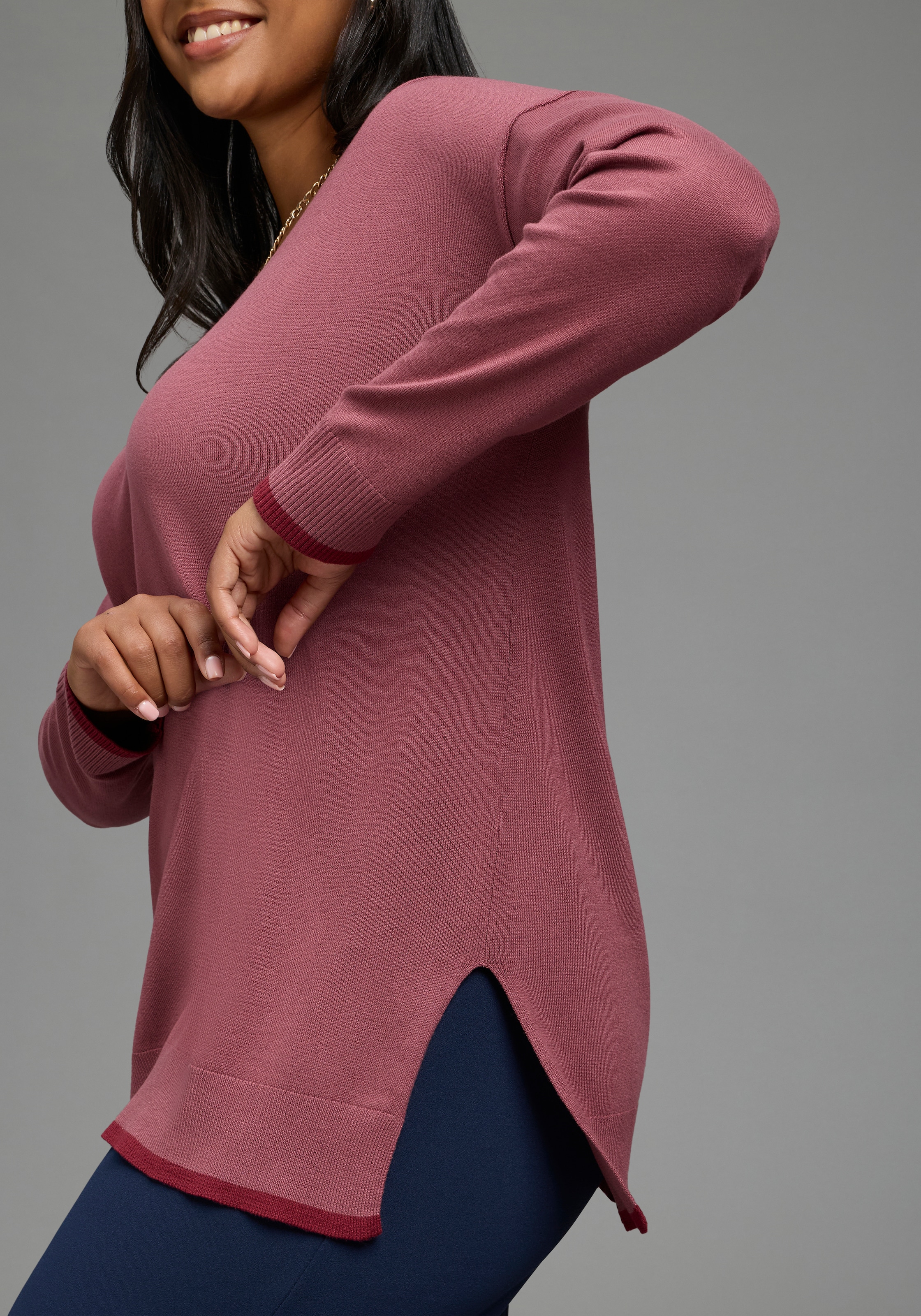 Laura Scott CURVE Strickpullover »Große Größen« aus Feinstrick, mit tiefem V-Ausschnitt, figurumspielende Passform
