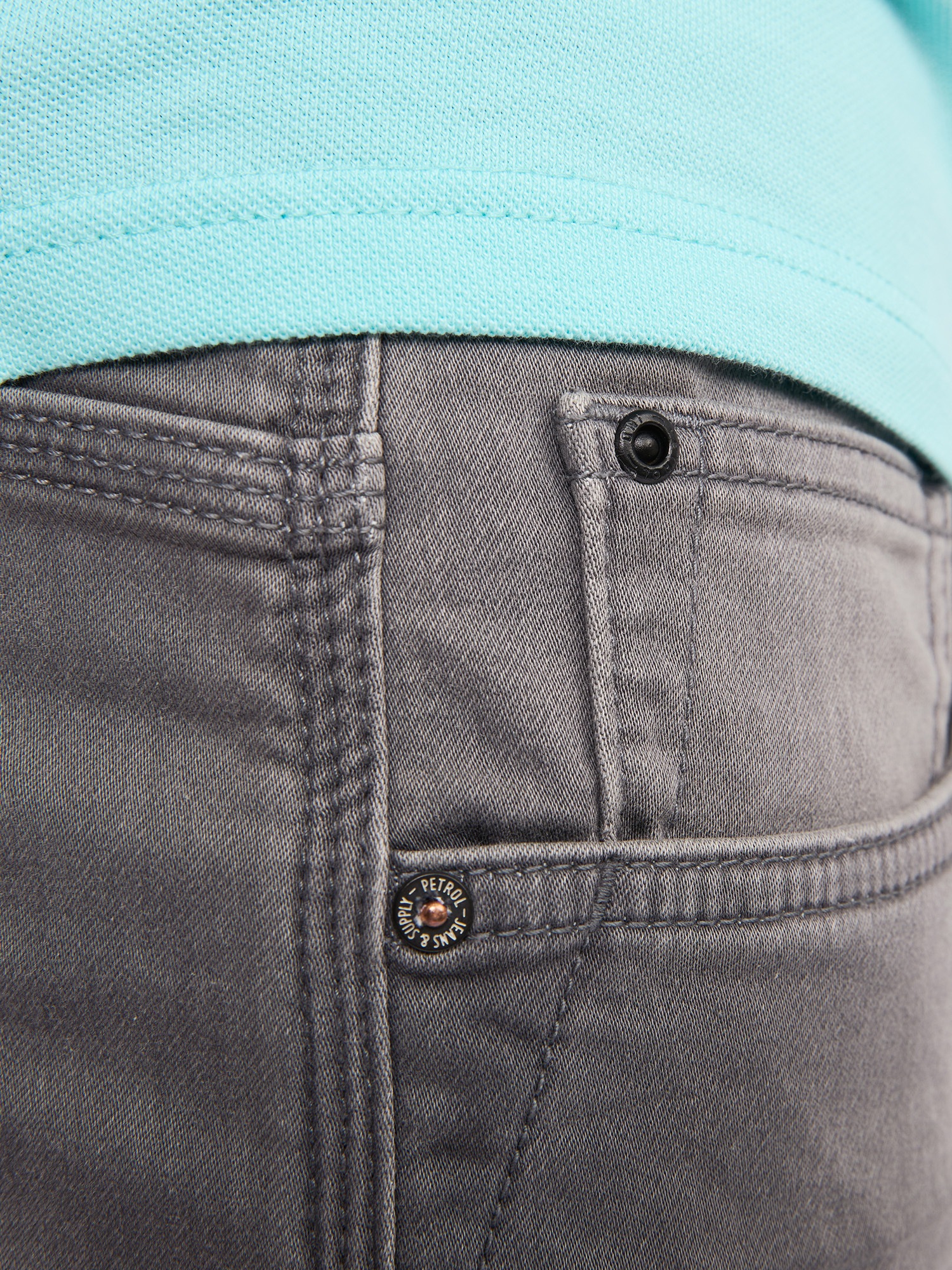 Petrol Industries Jeansshorts, im Five-Pocket Style