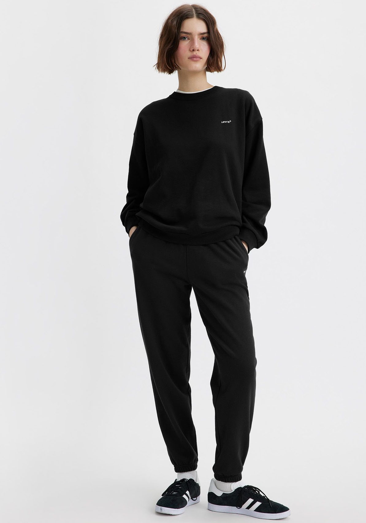 Levi's® Sweatshirt »EVERYDAY«, mit kleinem Logo auf der Brust