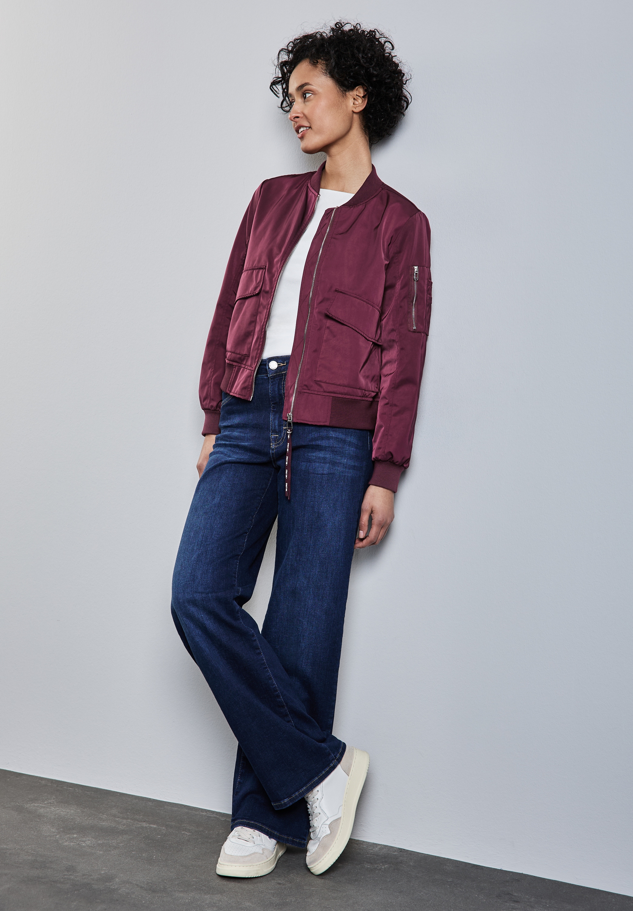 STREET ONE Bomberjacke, im glänzenden Finish