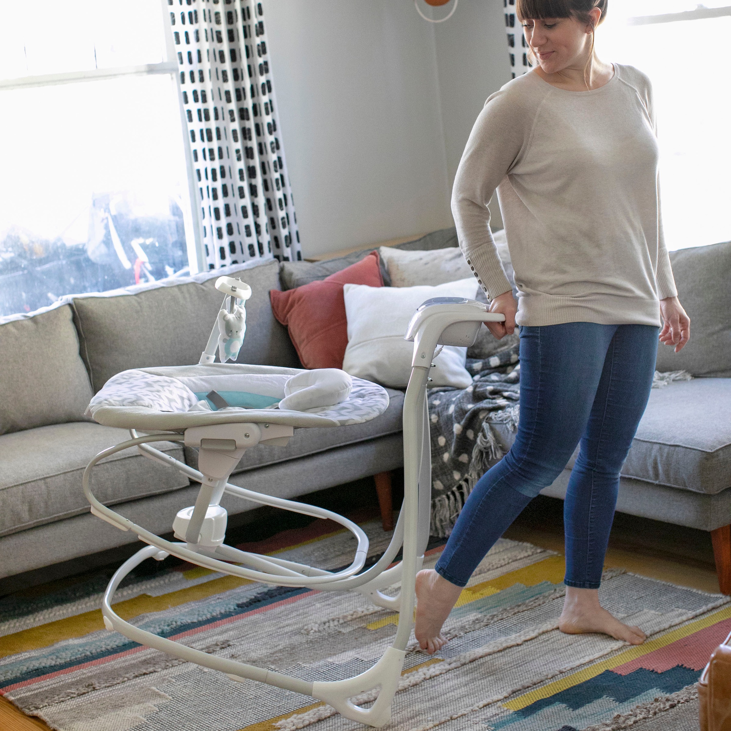 ingenuity Babywippe »SimpleComfort Compact Soothing Swing & Rocker - Raylan«, mit Sound-Effekt