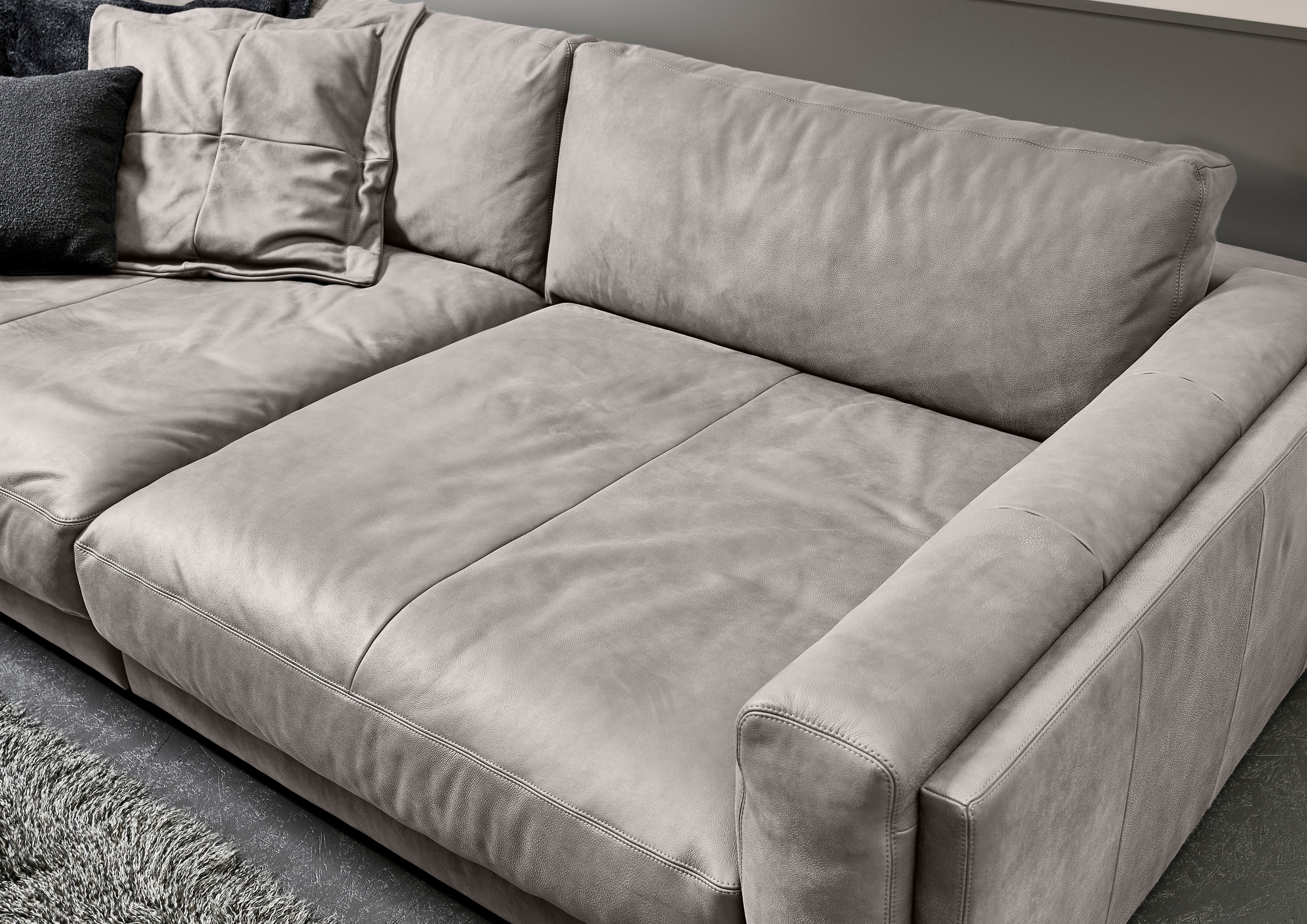 3C Candy Big-Sofa »Karalis mit extra großer Sitztiefe, elegantes Mega Sofa zum Relaxen,«, auch in Cord- oder Leder-Bezug, lose Kissen, loungige Bequemlichkeit