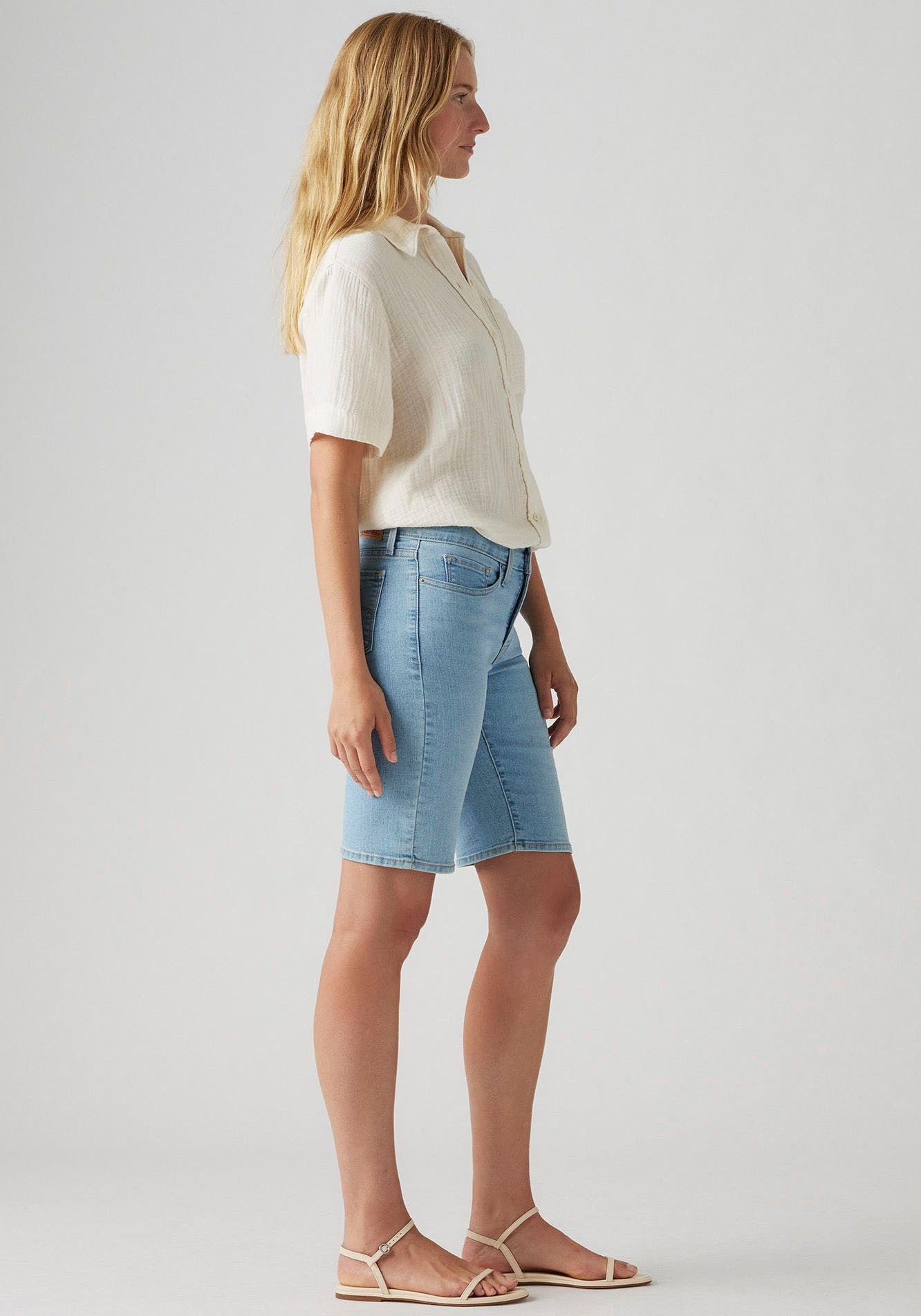 Levi's® Shorts »SHAPING BERMUDA«  Sommerhose im Five-Pocket Style