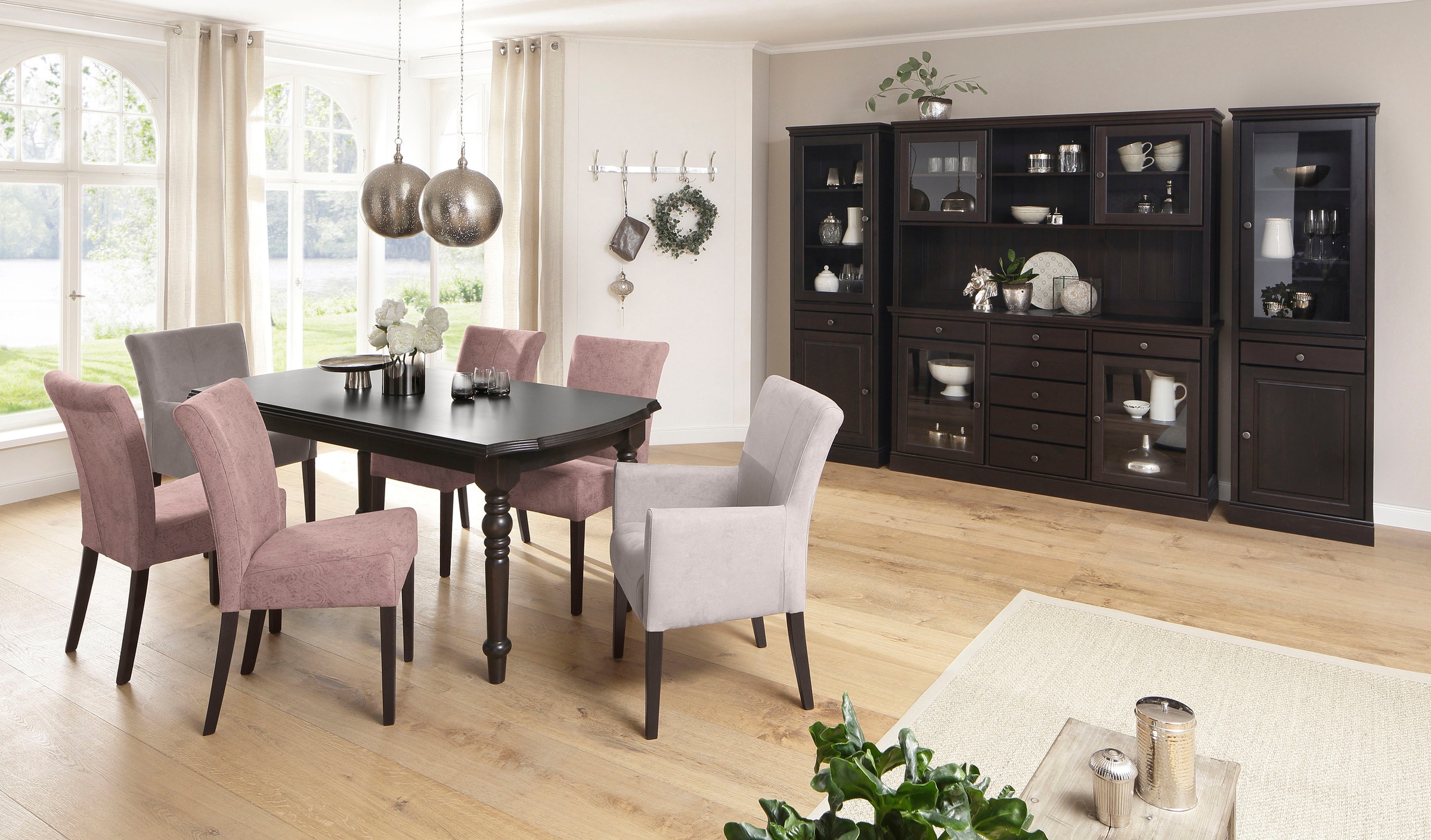 Home affaire Esszimmerstuhl »Queen«, (Set), 4 St., Luxus-Microfaser mit Druck, Beine aus massiver Buche, wengefarben lackiert, Polsterstuhl