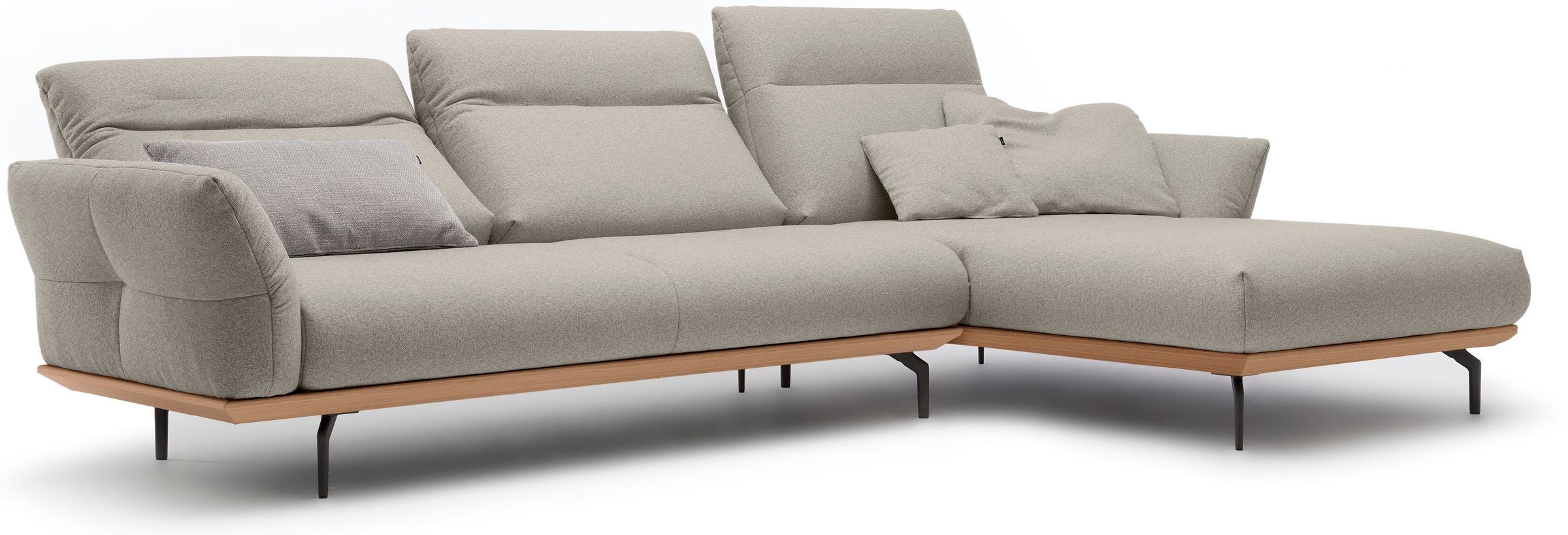 Creation BY ROLF BENZ Ecksofa »CR.460«, Sockel in Eiche, Winkelfüße in Umbragrau, Breite 318 cm