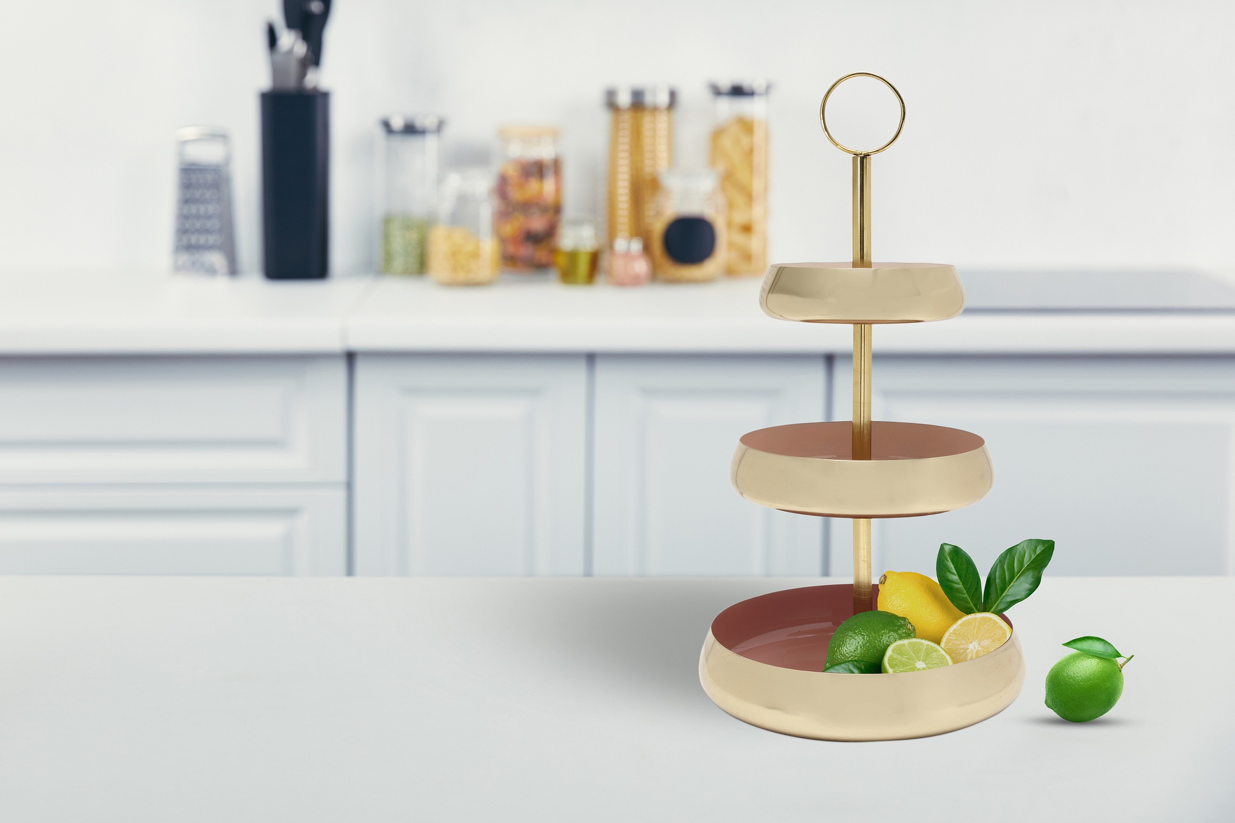 Kayoom Etagere »Etagere Art Deco 2025«, Handarbeit, 3-Etagen-Servierpalette aus Eisen, bunt lackiert