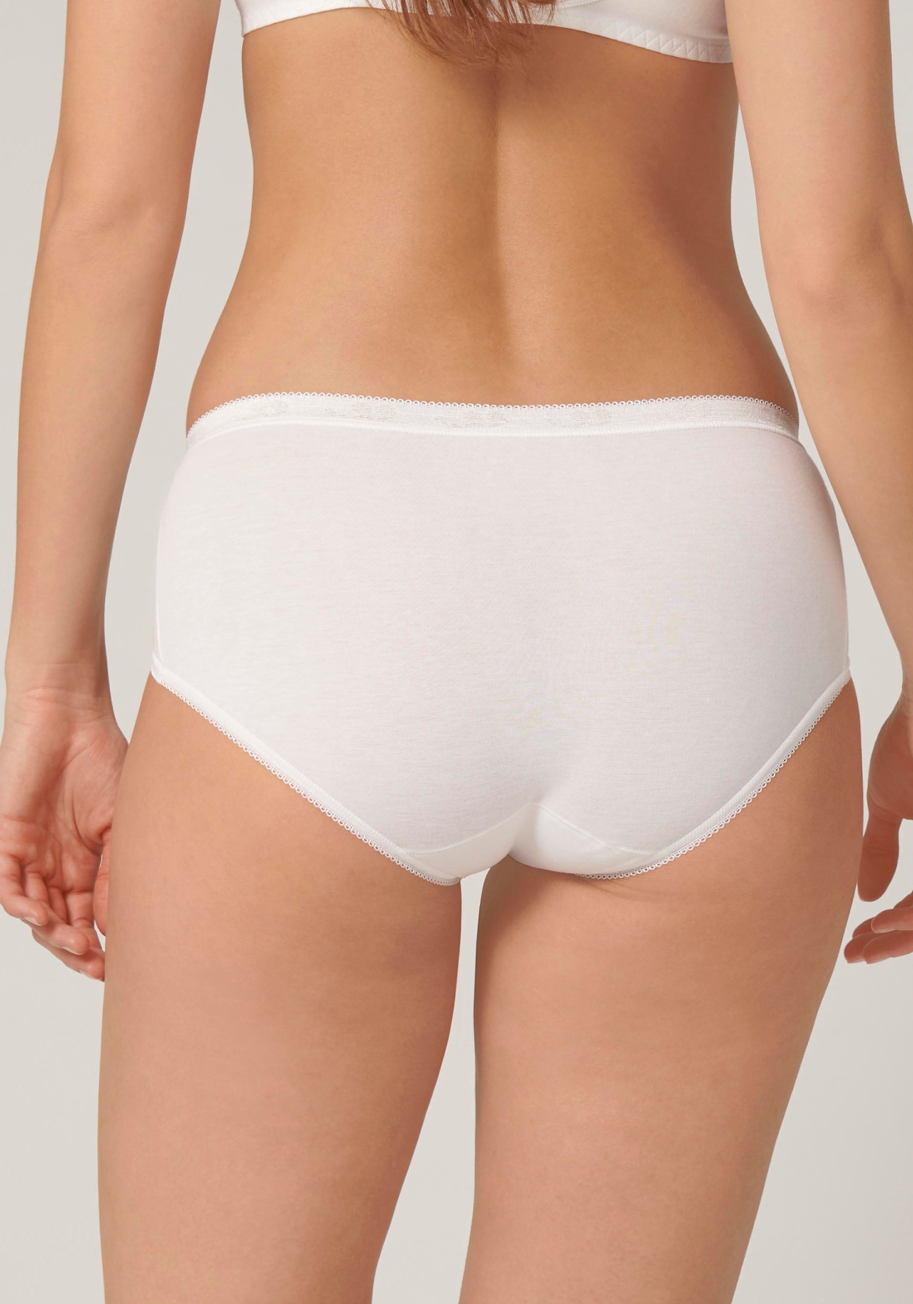 sloggi Midislip »Basic+«, (3er Pack), Baumwolle, klassischer Stil, bequem, mittelhoher Bund, Softnähte