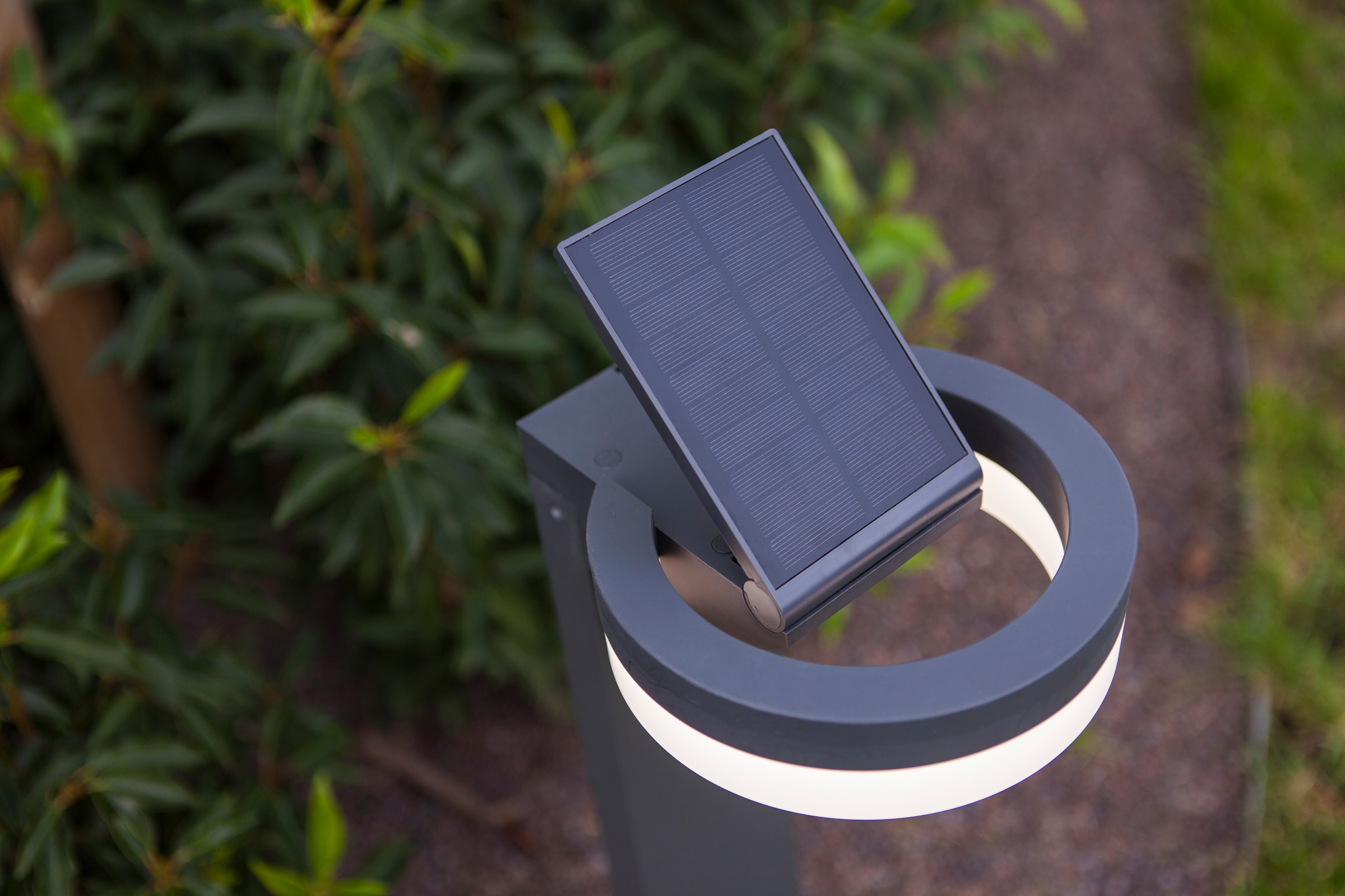 LUTEC LED Solarleuchte »LED-Solar-Aussenswegel. mit BWM RUNDA«, 1 flammig, Leuchtmittel LED-Board | LED fest integriert, Schwenkbares Solarpanel