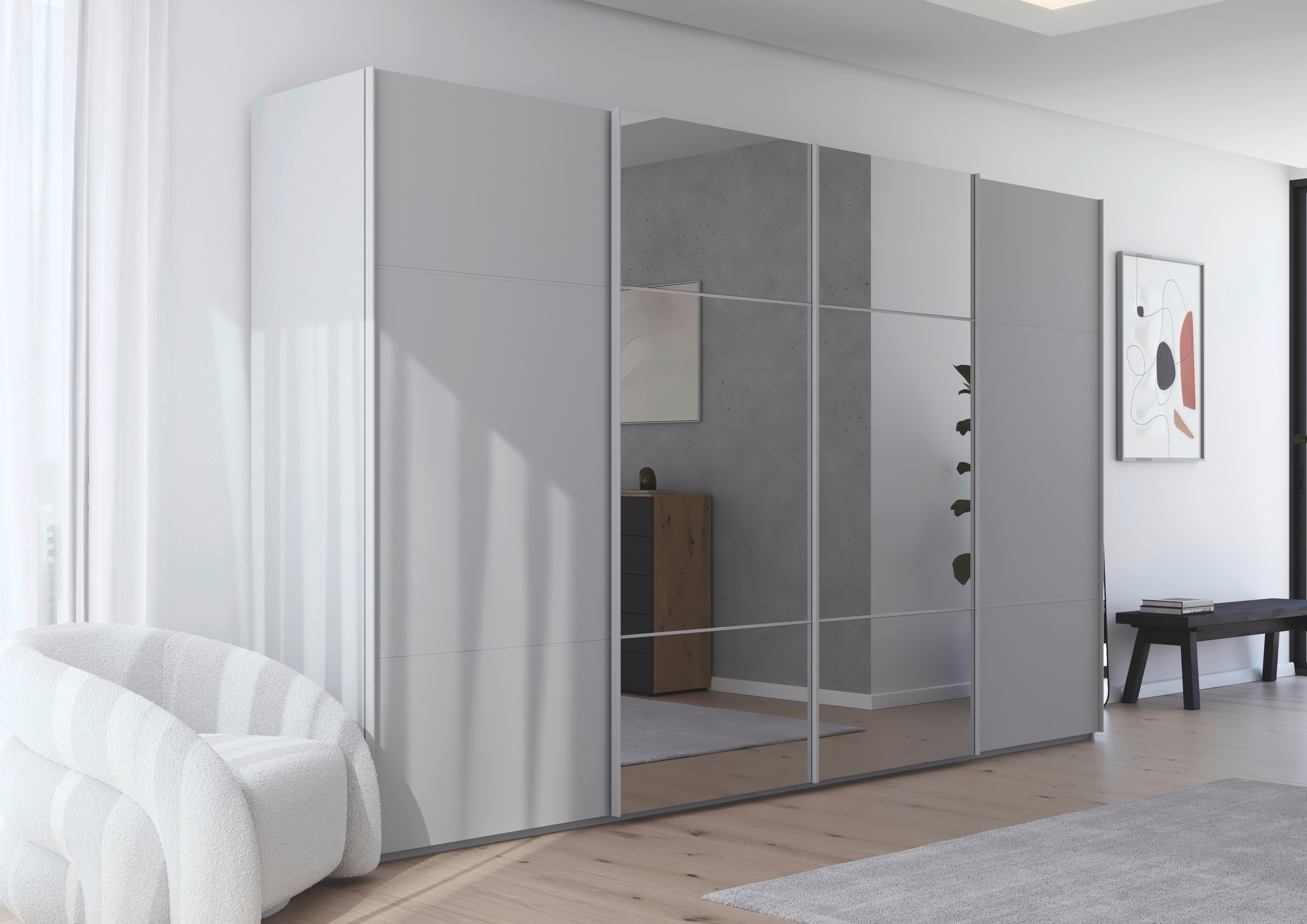 rauch Schwebetürenschrank »Kleiderschrank Schrank Garderobe Schlafzimmerschrank SCALE-TRIO«, edle dreigeteilte Front mit 2 Zierleisten und Spiegel MADE IN GERMANY