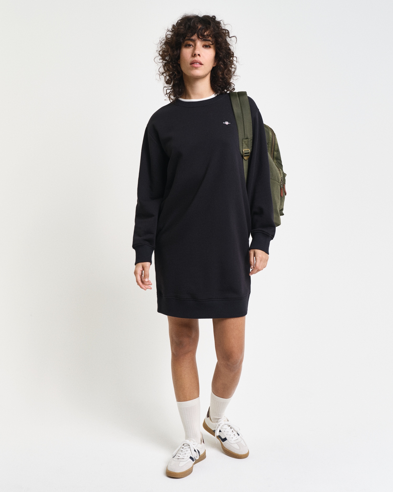 Gant Sweatkleid »SHIELD C-NECK SWEAT DRESS«, Shield Sweatkleid mit Rundhalsausschnitt
