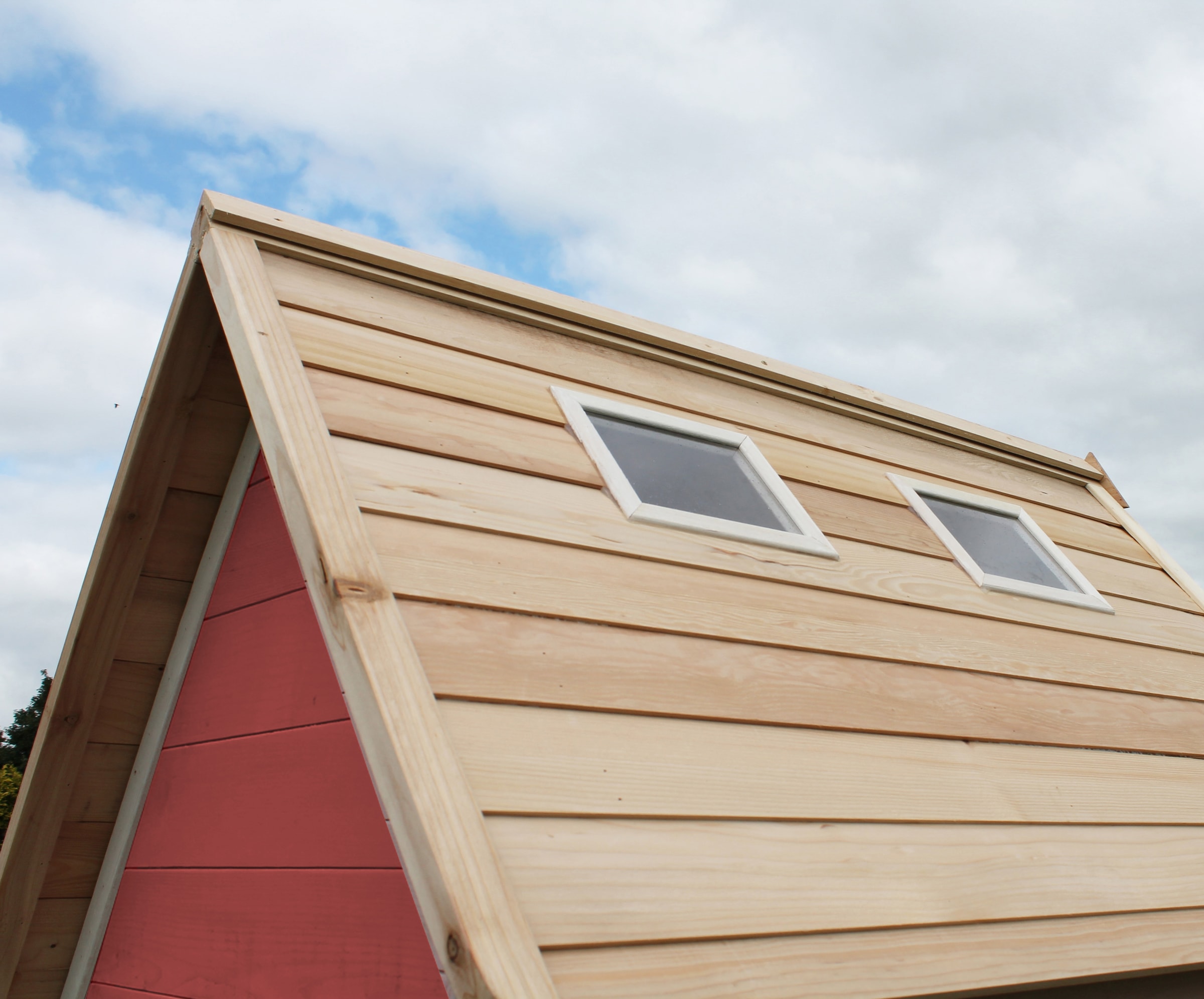 EXIT Spielhaus »Fantasia 100 rot«