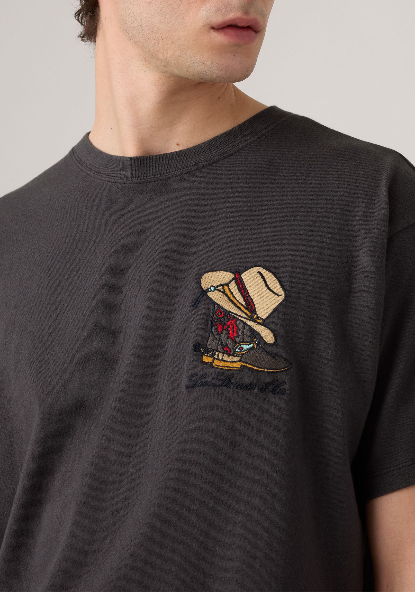 Levi's® T-Shirt »VINTAGE FIT GRAPHIC TEE«, mit Logo Print