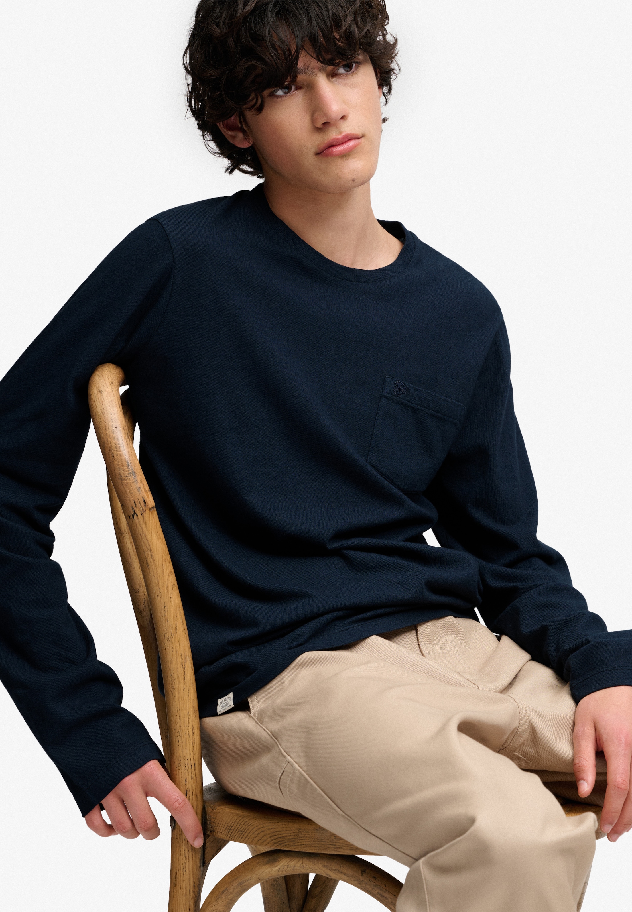 Superdry Langarmshirt »COTTON LINEN L/S POCKET TOP« aus Baumwolle und Leinen, Relaxed Fit, mit Rundhalsausschnitt
