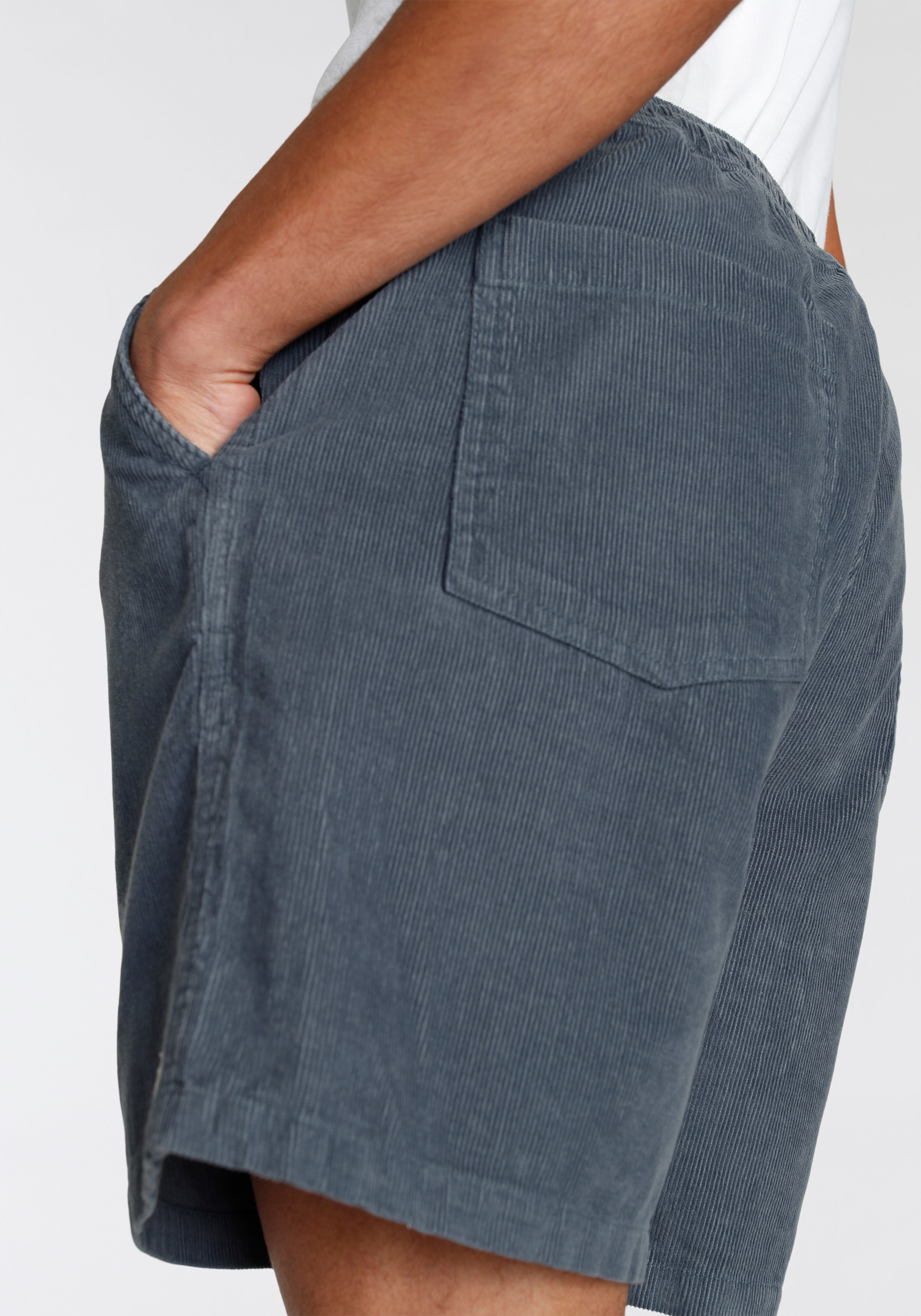 4. Bild von Quiksilver Bermudas »Herren Cordbermudas mit Gummizugbund und Bindeband«