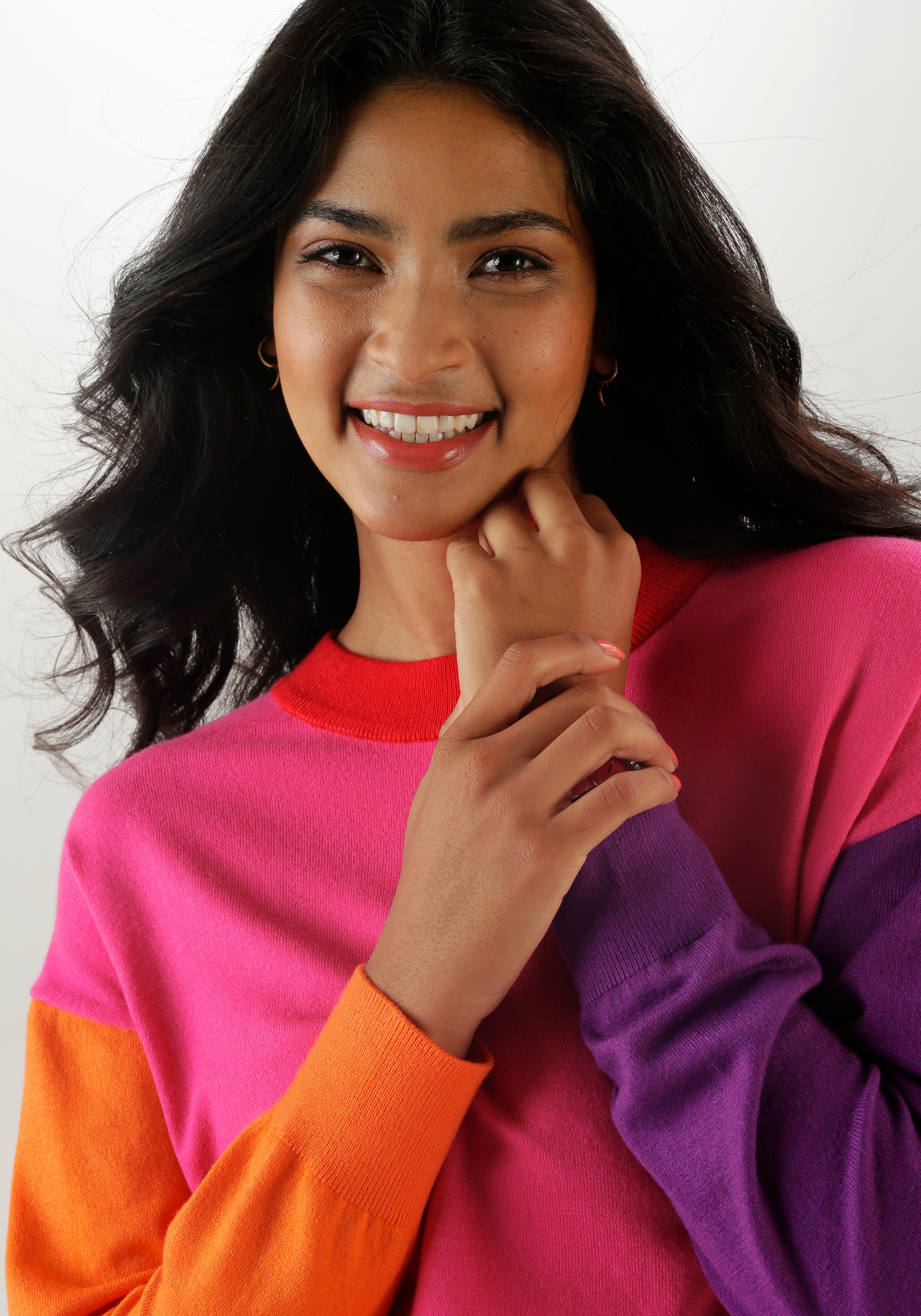 Aniston SELECTED Strickpullover, im farbenfrohen Colorblocking