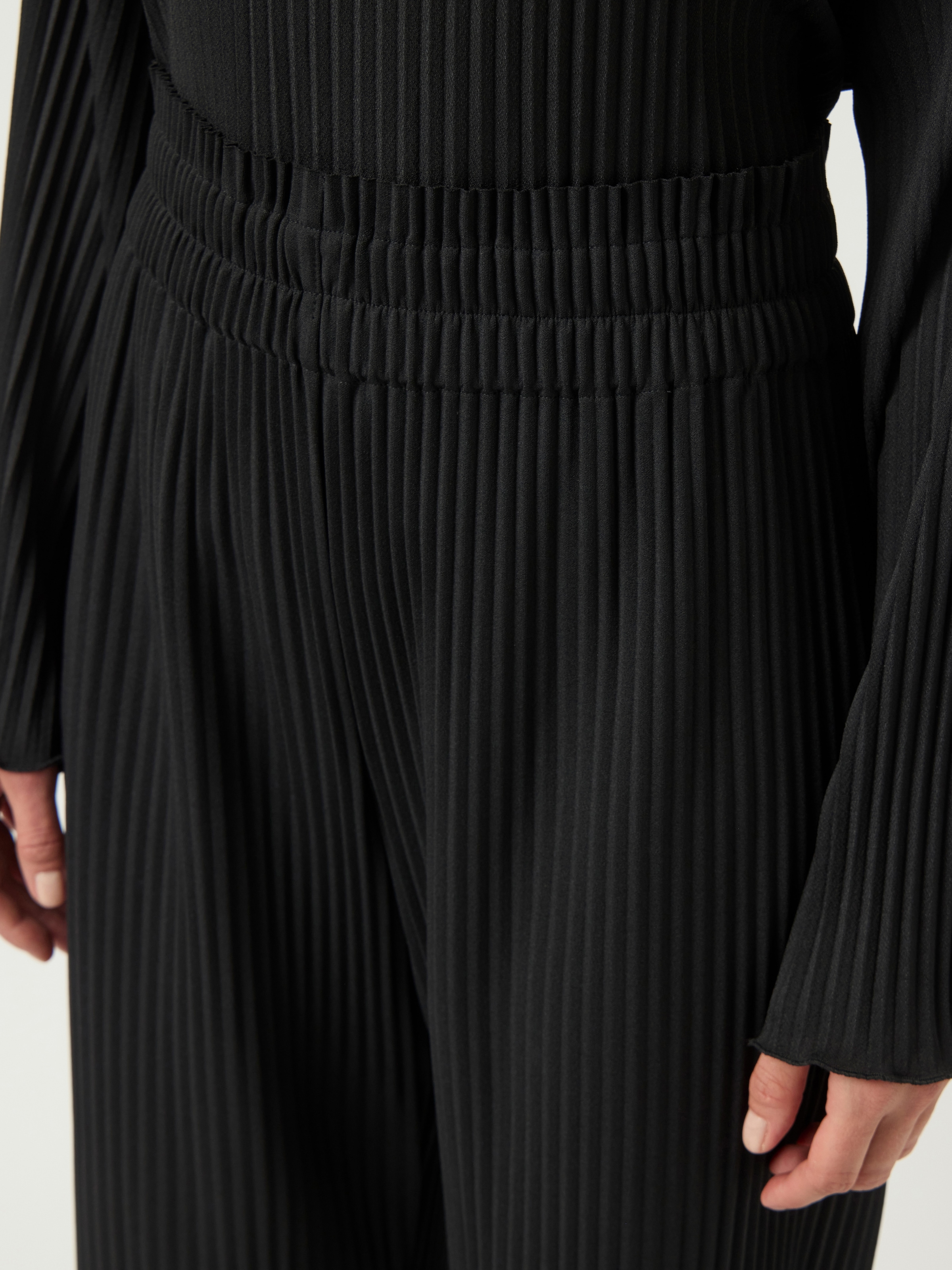 Y.A.S Schlupfhose »YASALISA HW PANT S. NOOS«  Sommerhose, mit Plisseefalten