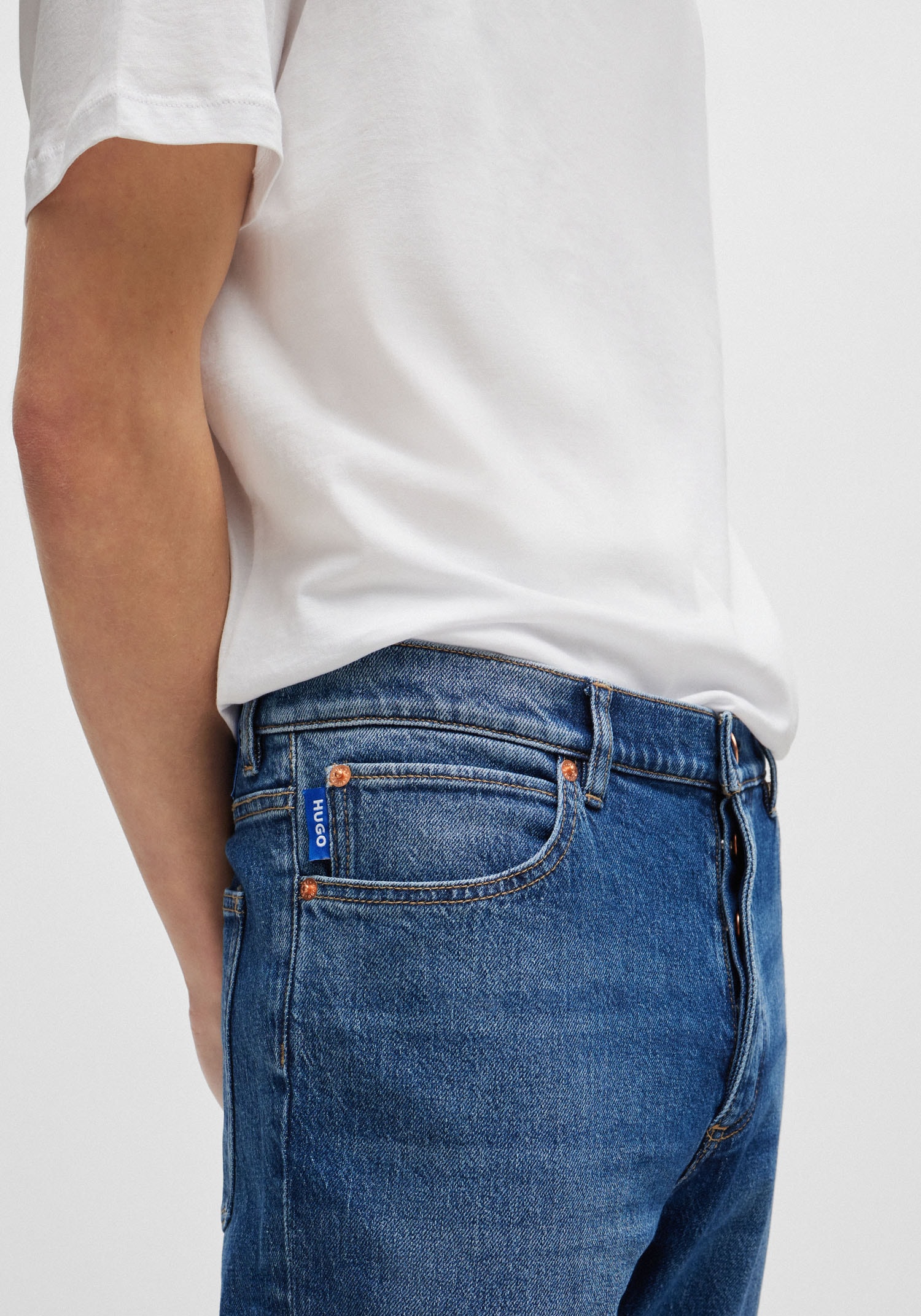 HUGO Blue Tapered-fit-Jeans »Brody«, mit Stone-washed-Finish